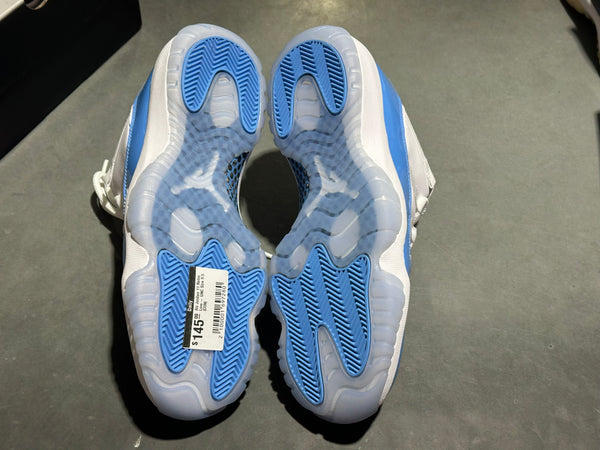 Air Jordan 11 Retro Low - UNC	Size 9.5