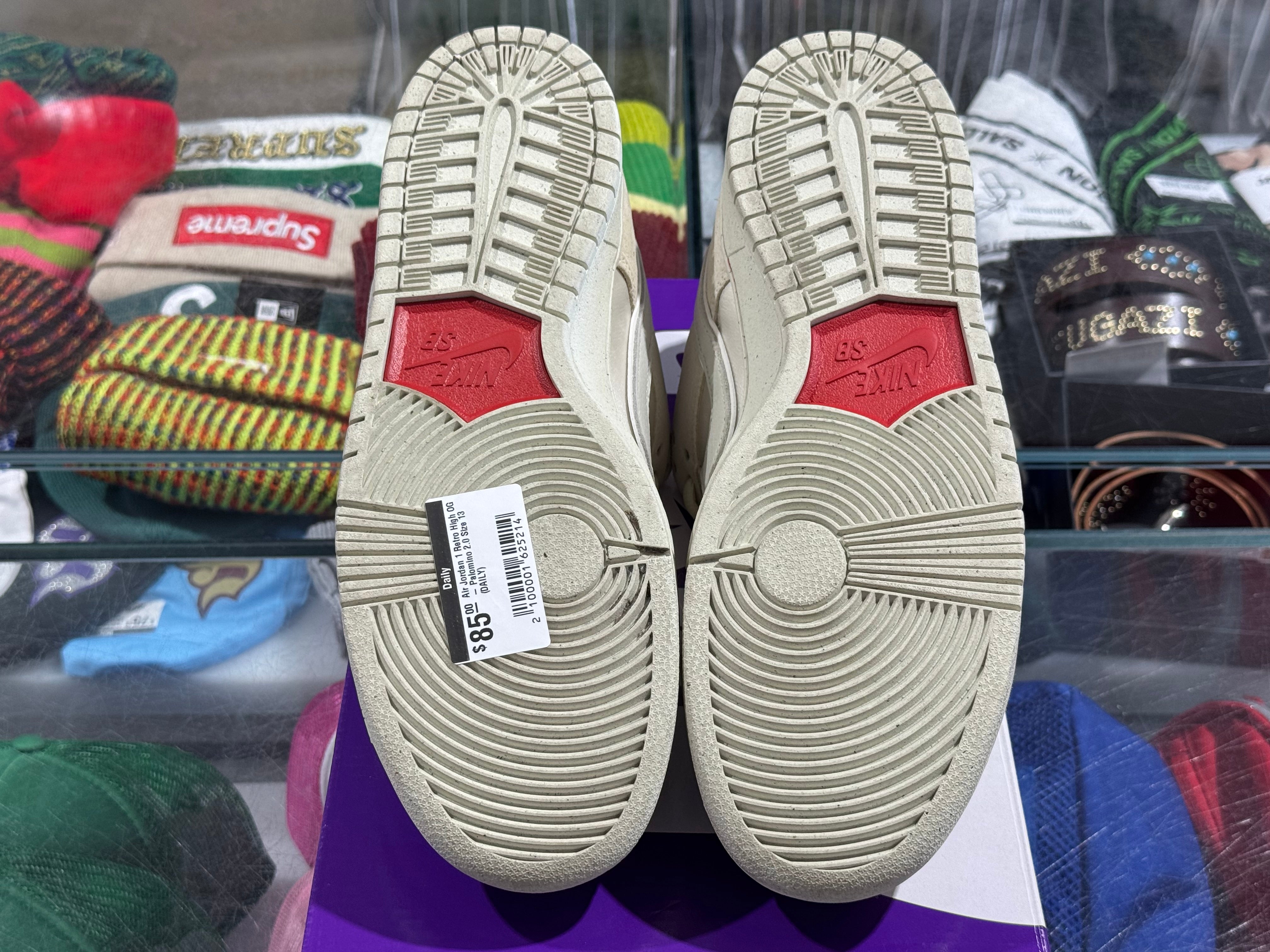 Nike SB Dunk PRM Low - City of Love Light Bone Size 13