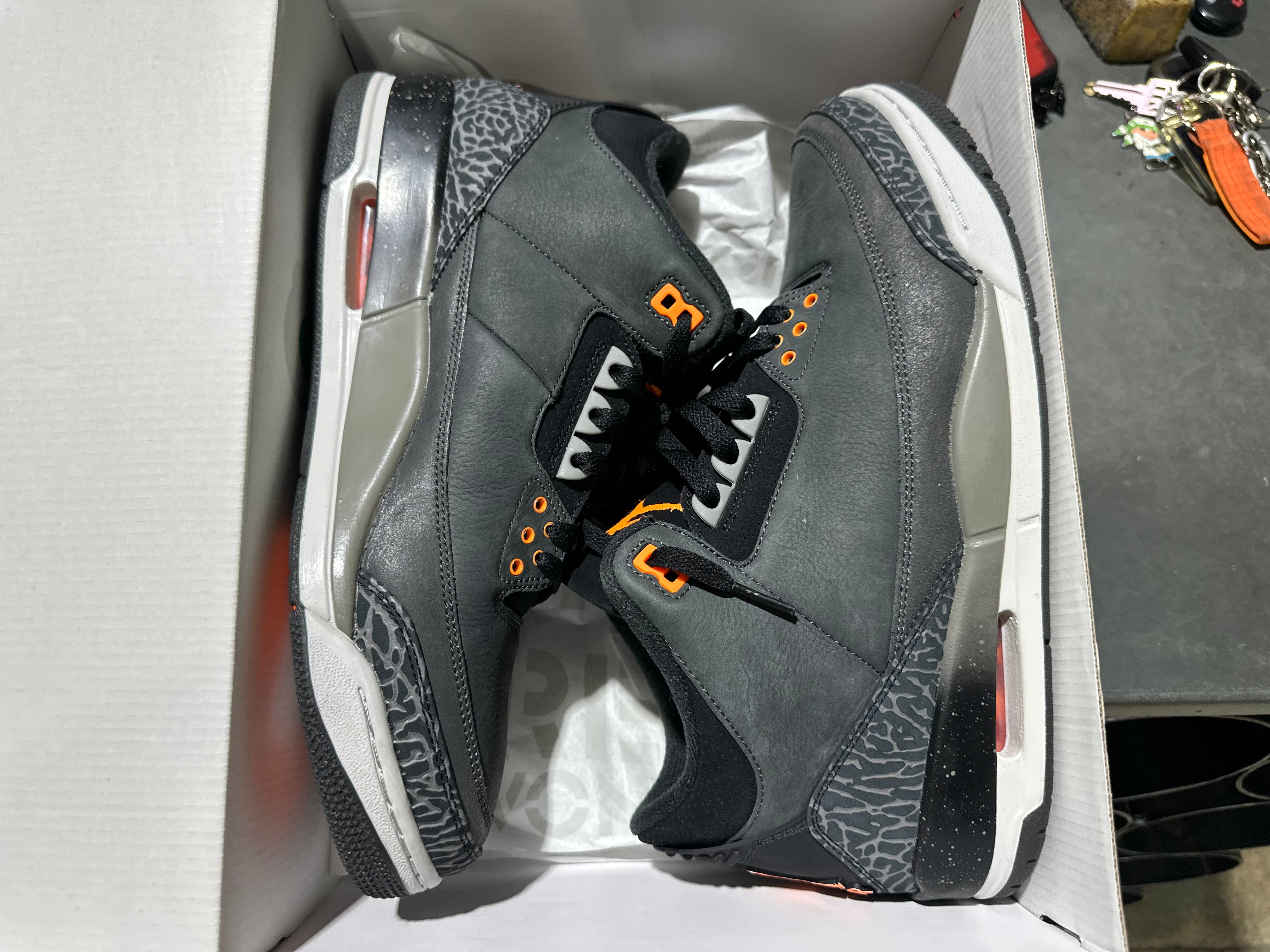 Air Jordan 3 Retro - Fear Size 11