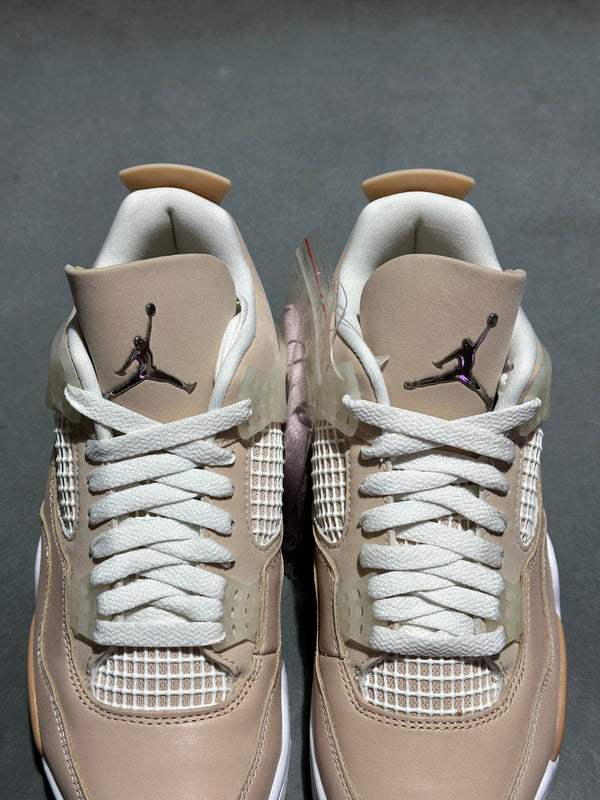 WMNS Air Jordan 4 Retro - Shimmer Size 7.5W/6Y