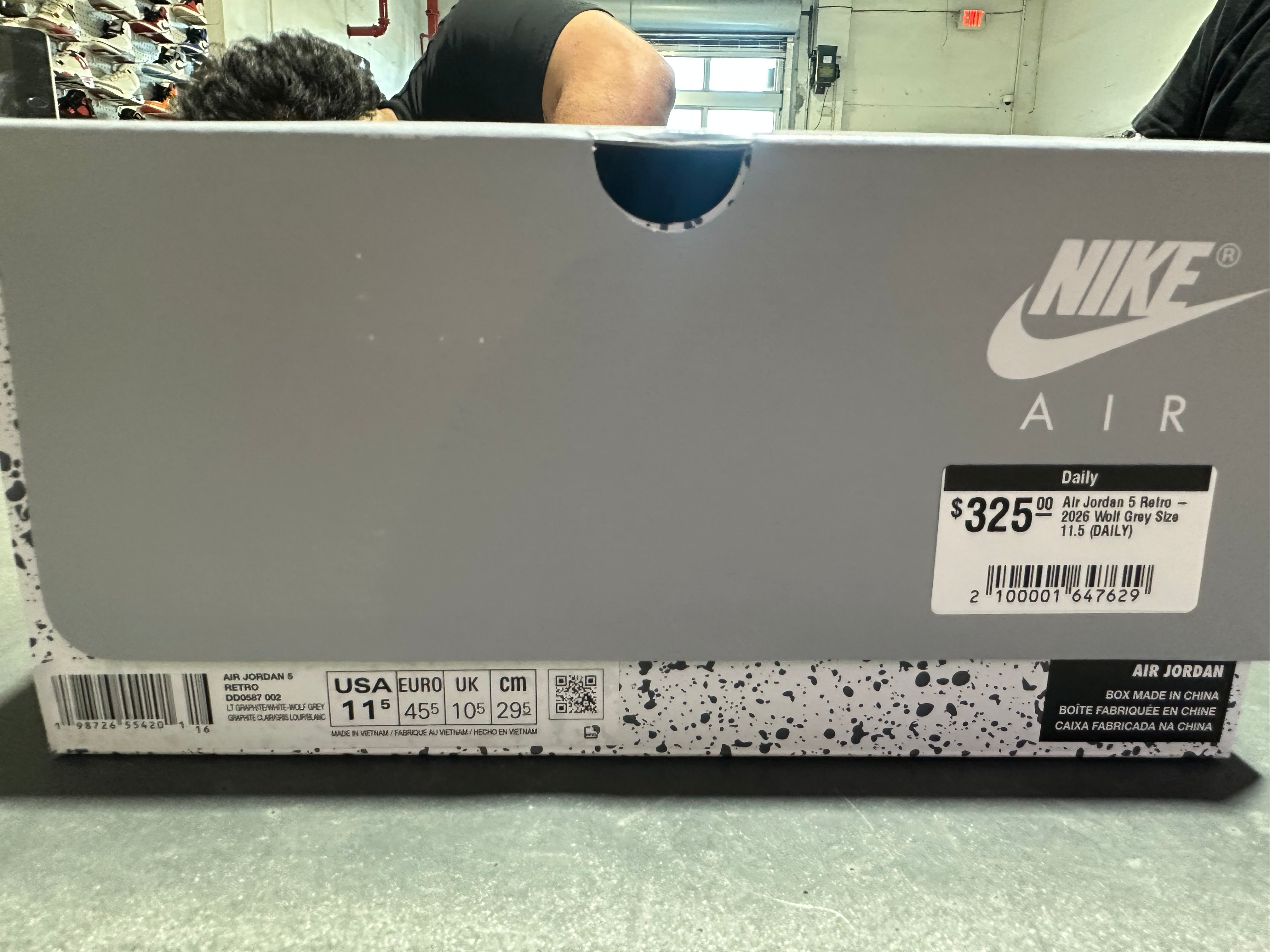 Air Jordan 5 Retro - 2026 Wolf Grey Size 11.5