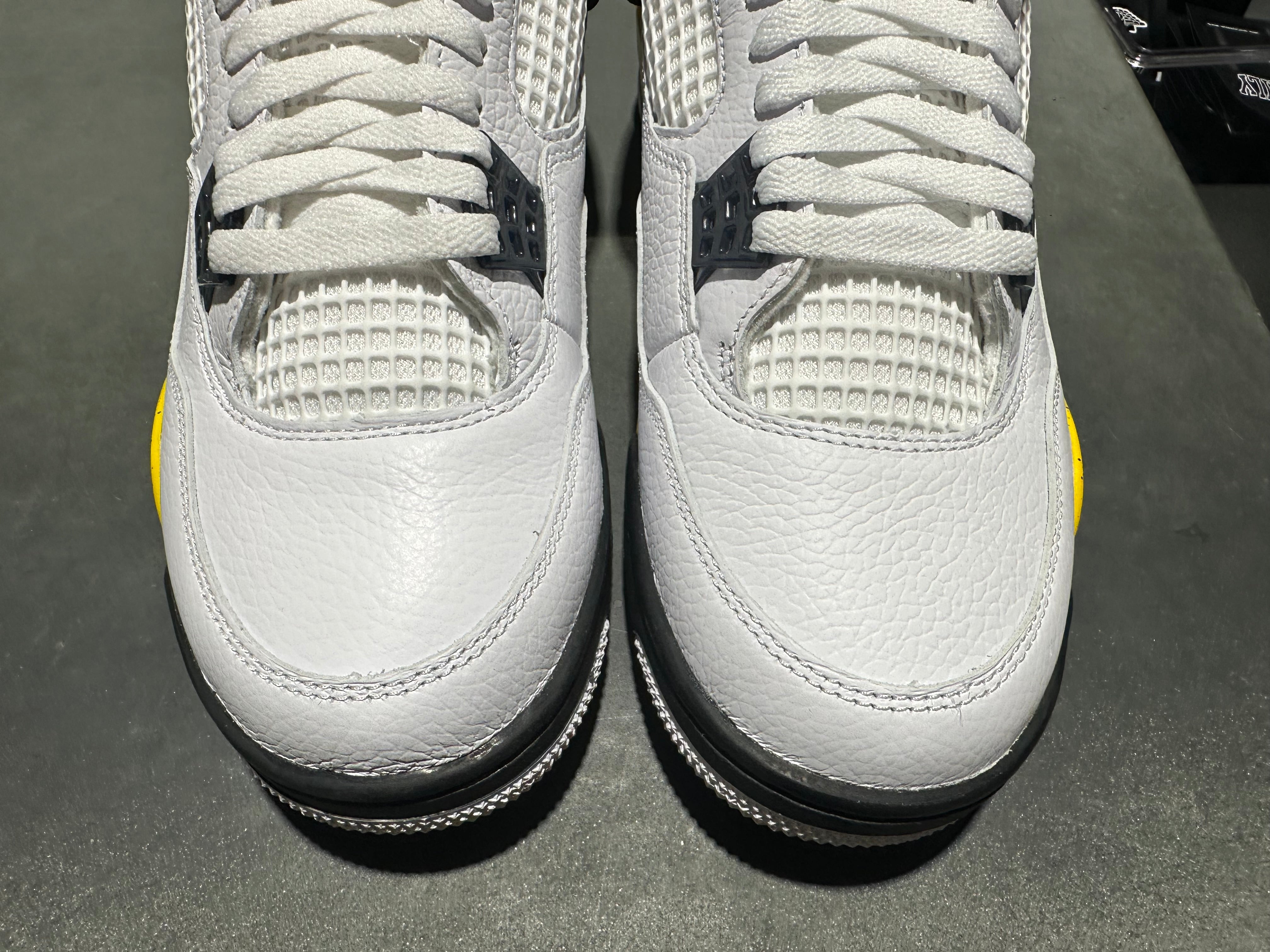 Air Jordan 4 Retro - Tour Yellow Size 10