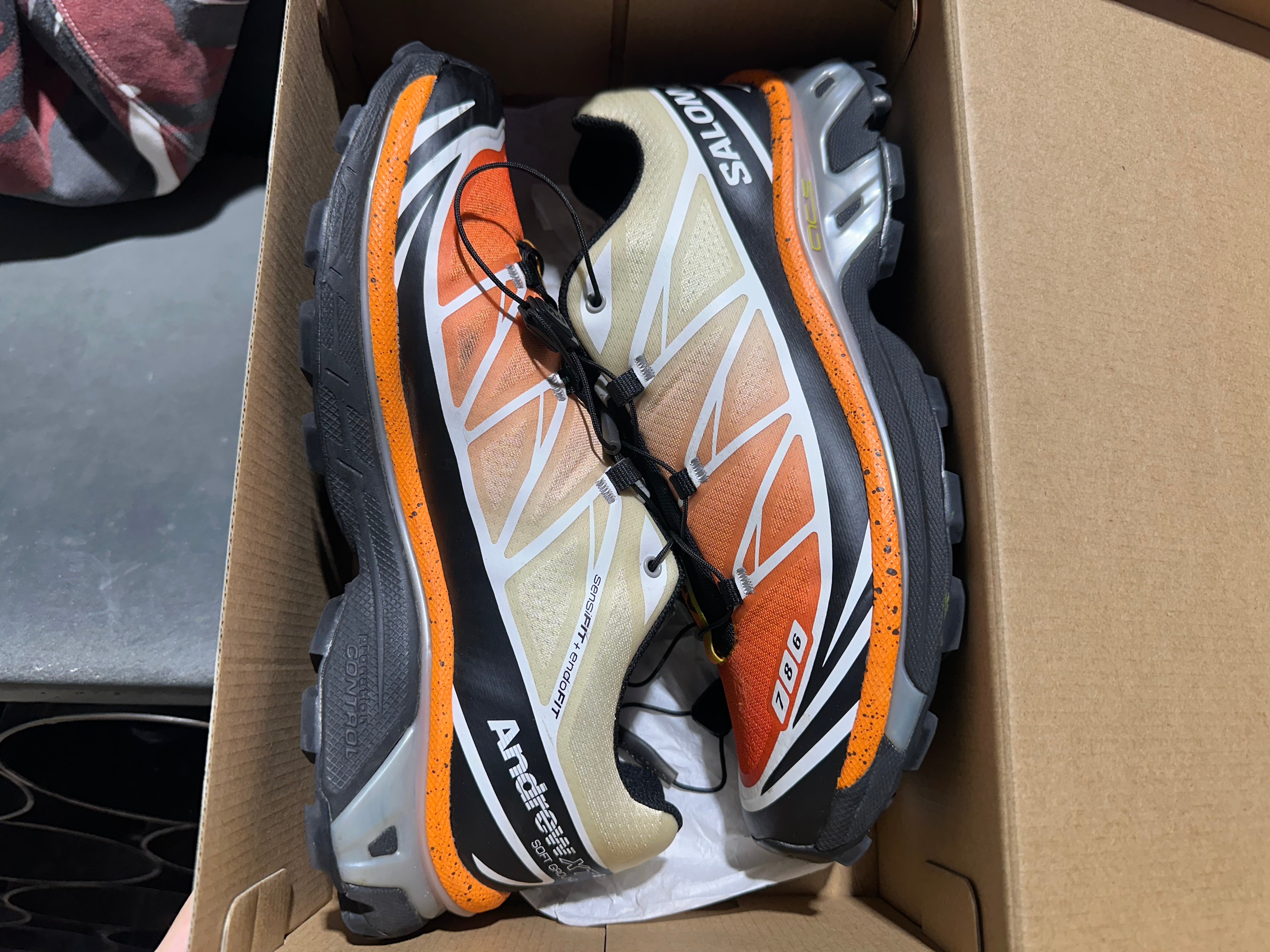 Salomon XT-6 Andrew - Snow Crab Size 8.5
