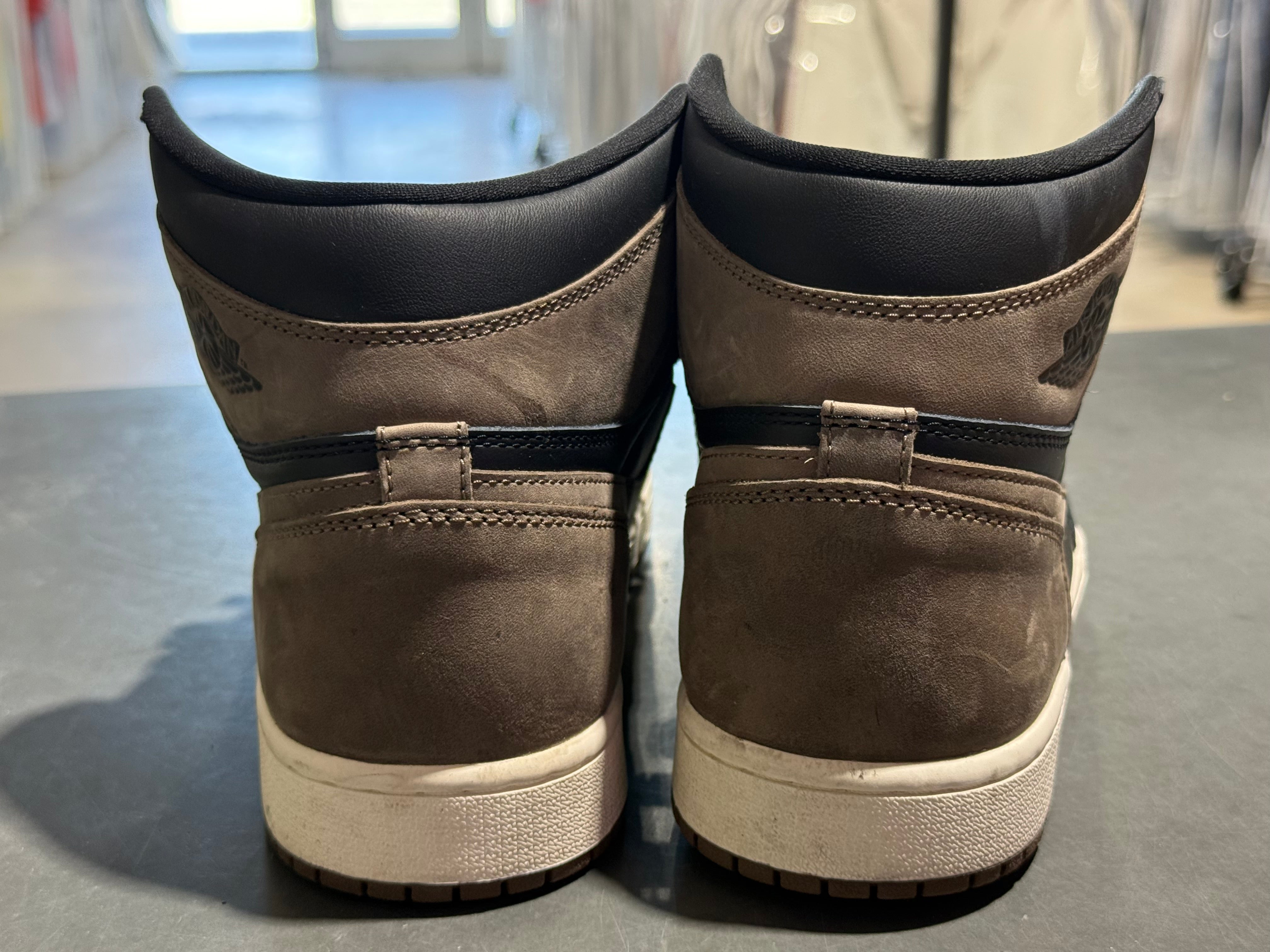 Air Jordan 1 Retro High OG - Palomino Size 10