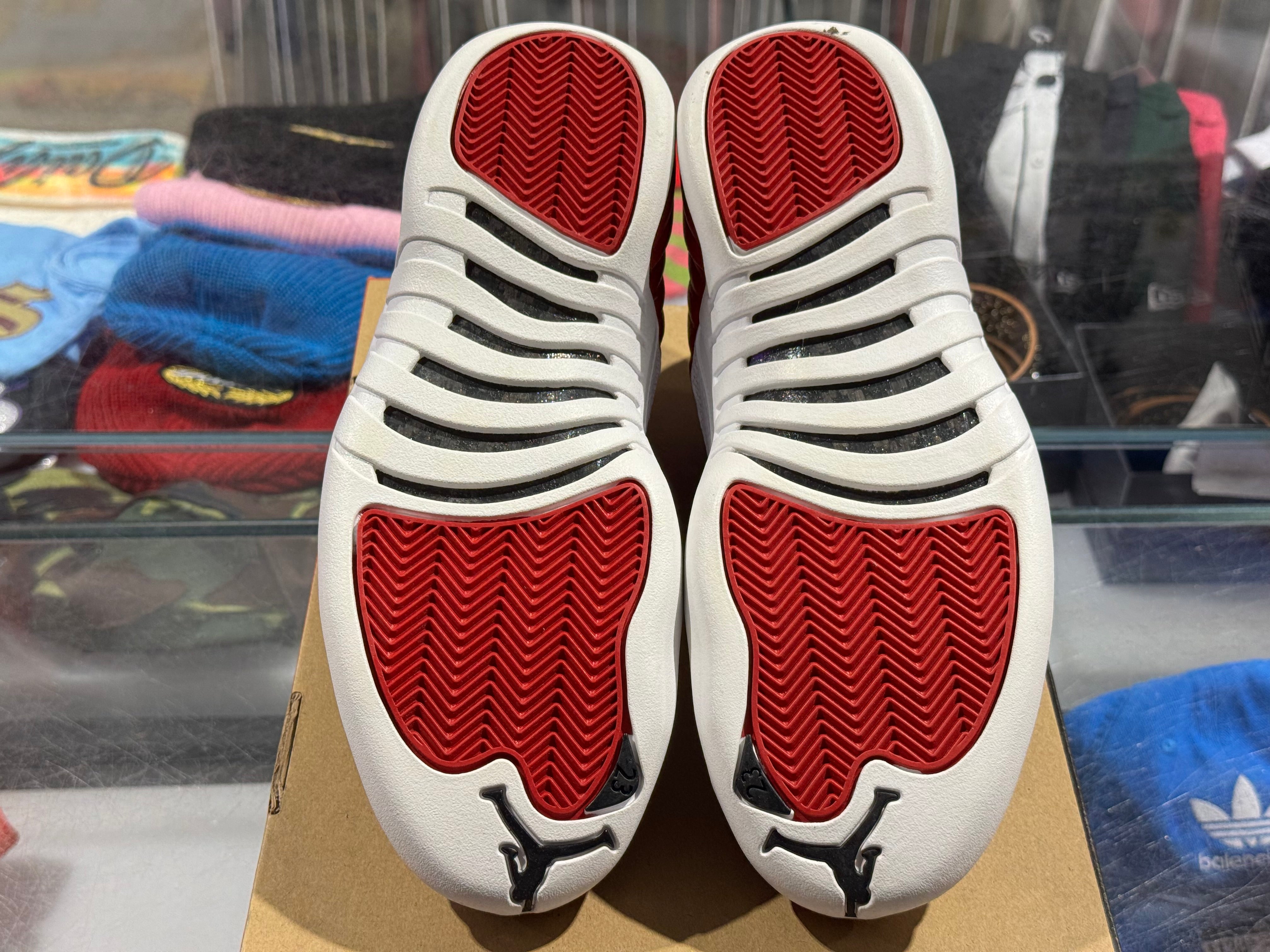 Air Jordan 12 Retro - Gym Red Size 9