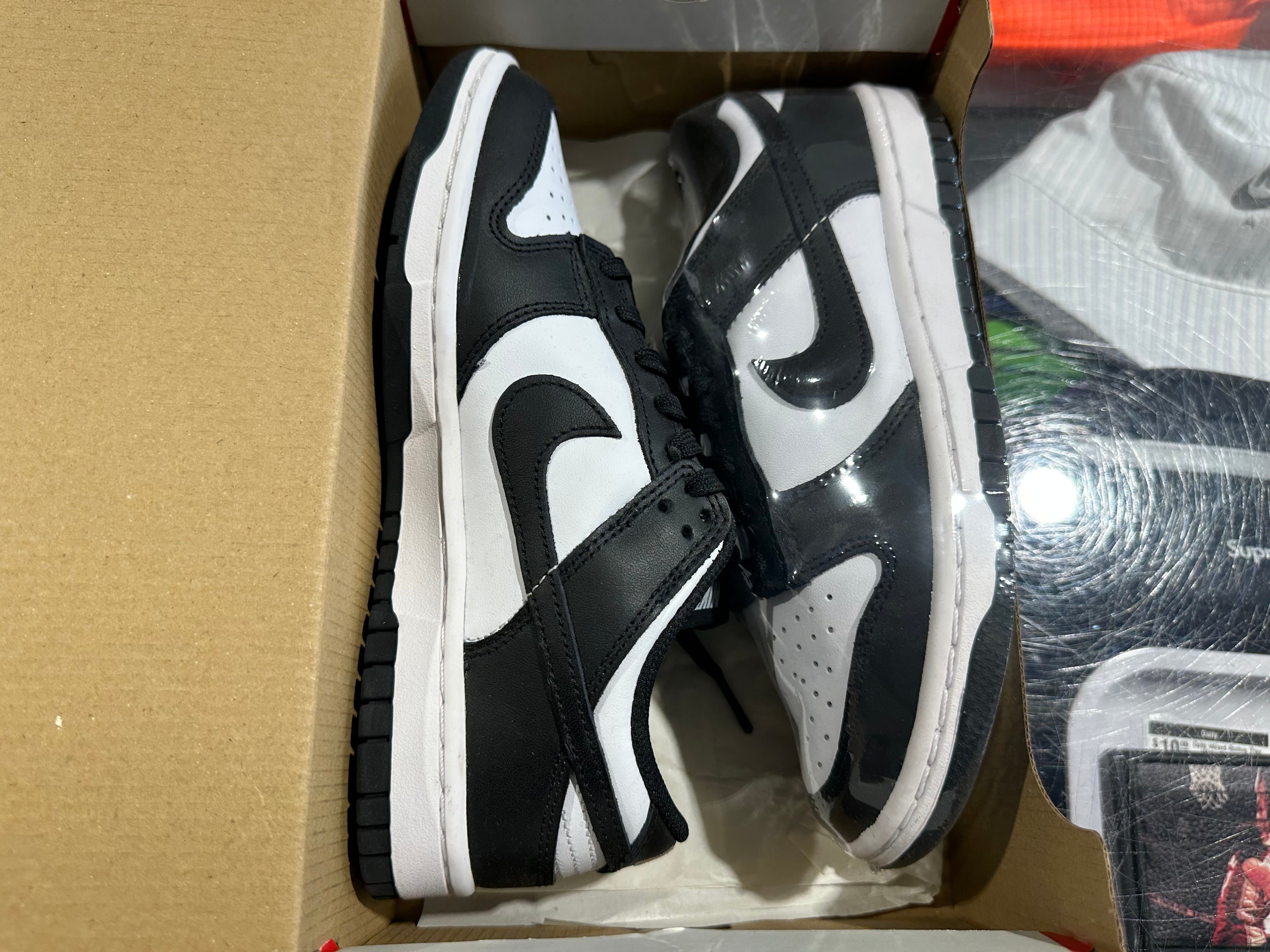 W Nike Dunk Low Retro - Panda Size 7W/5.5Y