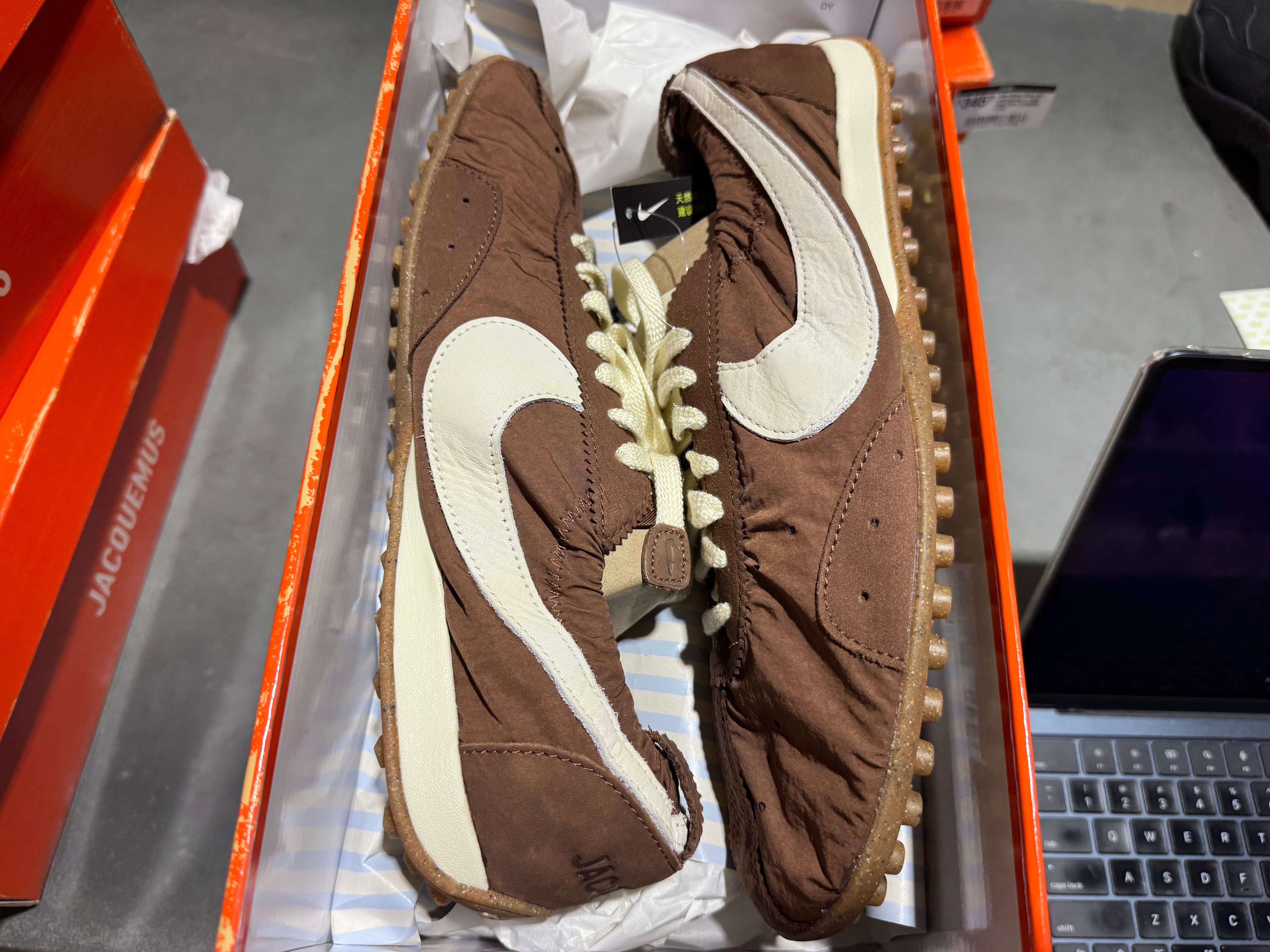 Nike Moon Shoe SP Jacquemus - Fauna Brown Size 11.5W/10M