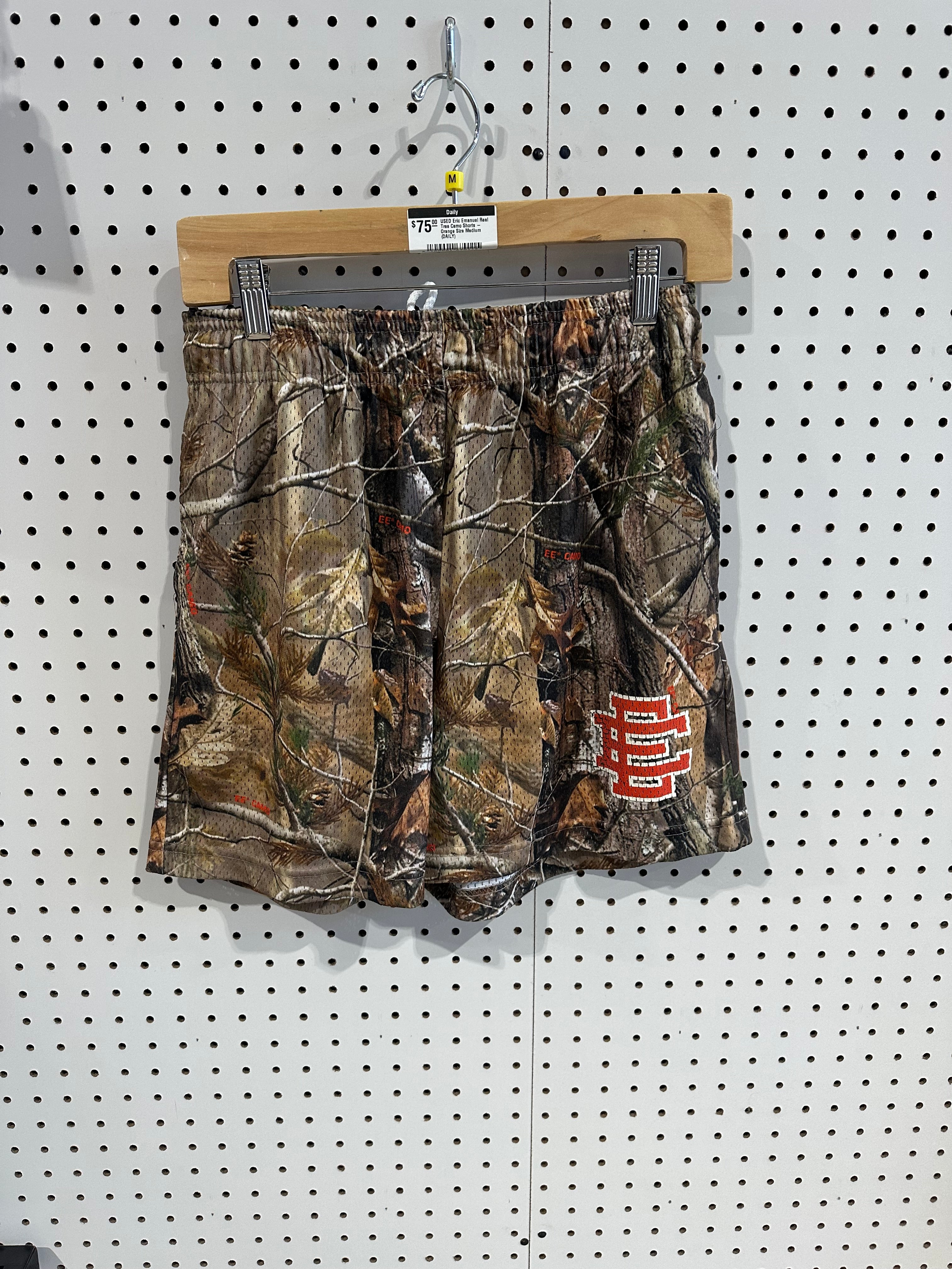 USED Eric Emanuel Real Tree Camo Shorts - Orange Size Medium