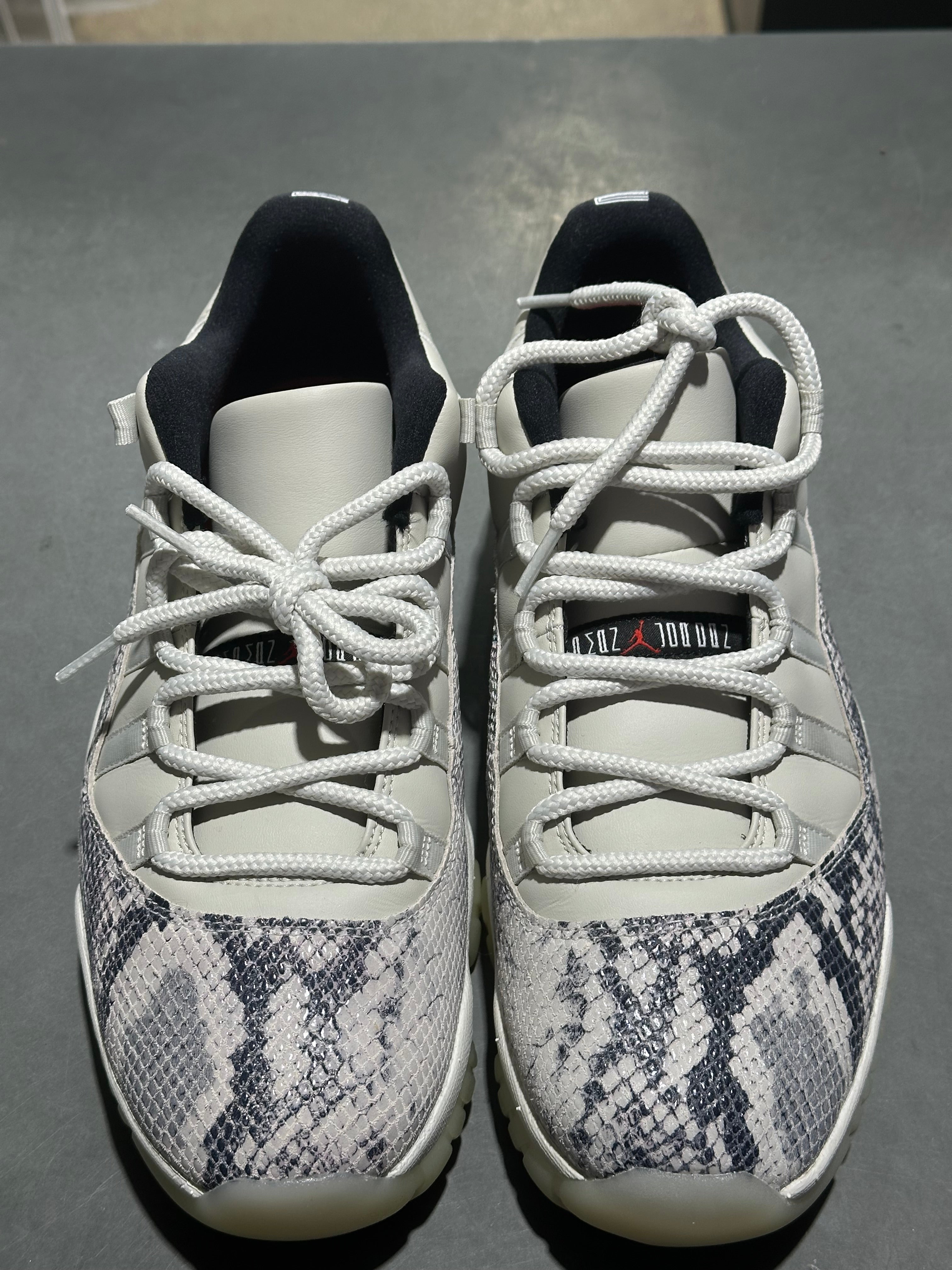 Air Jordan 11 Retro Low - Light Bone Snakeskin Size 10.5