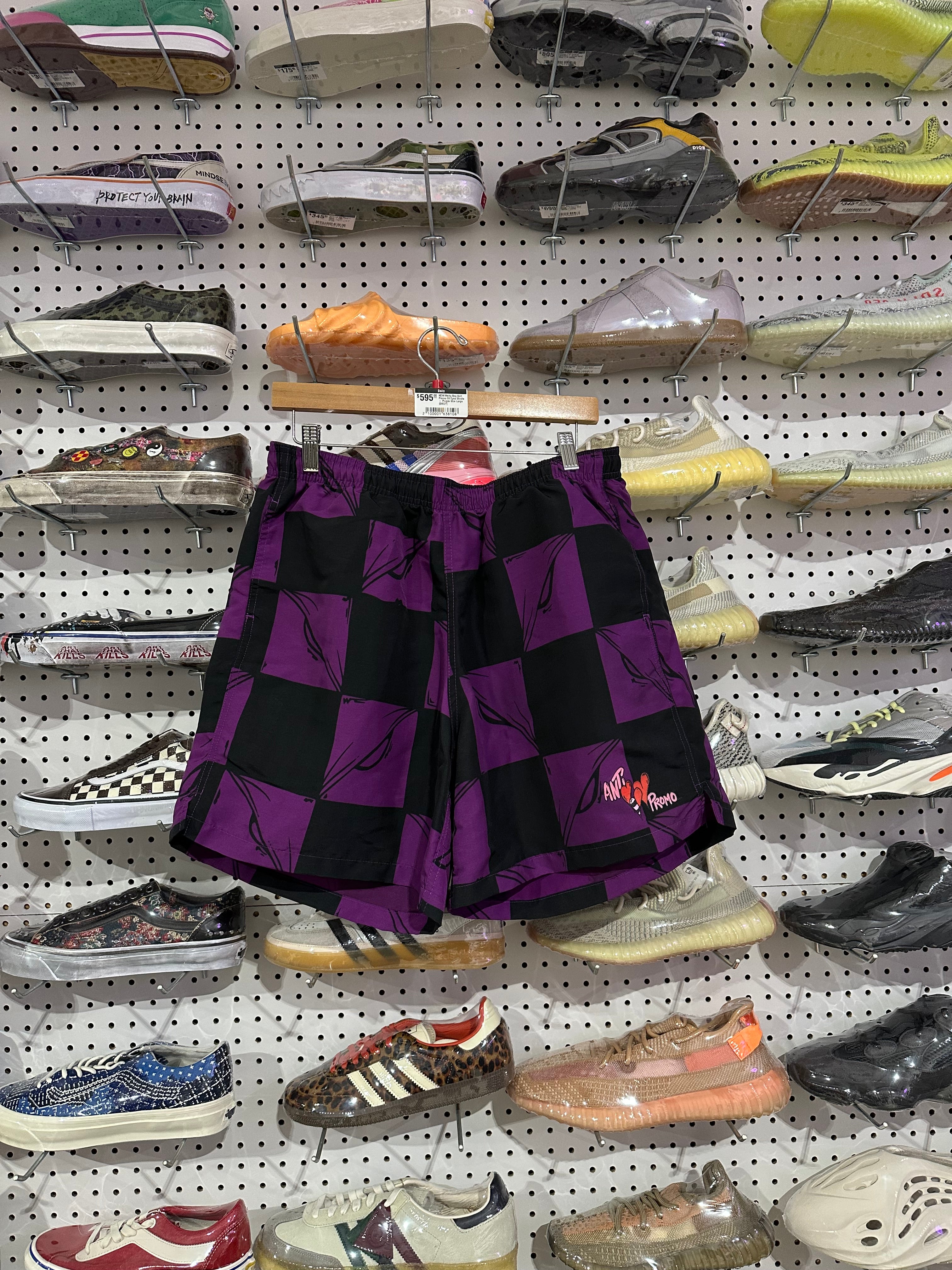 NEW Matty Boy Anti Promo 99 Eyes Shorts - Purple Size Medium