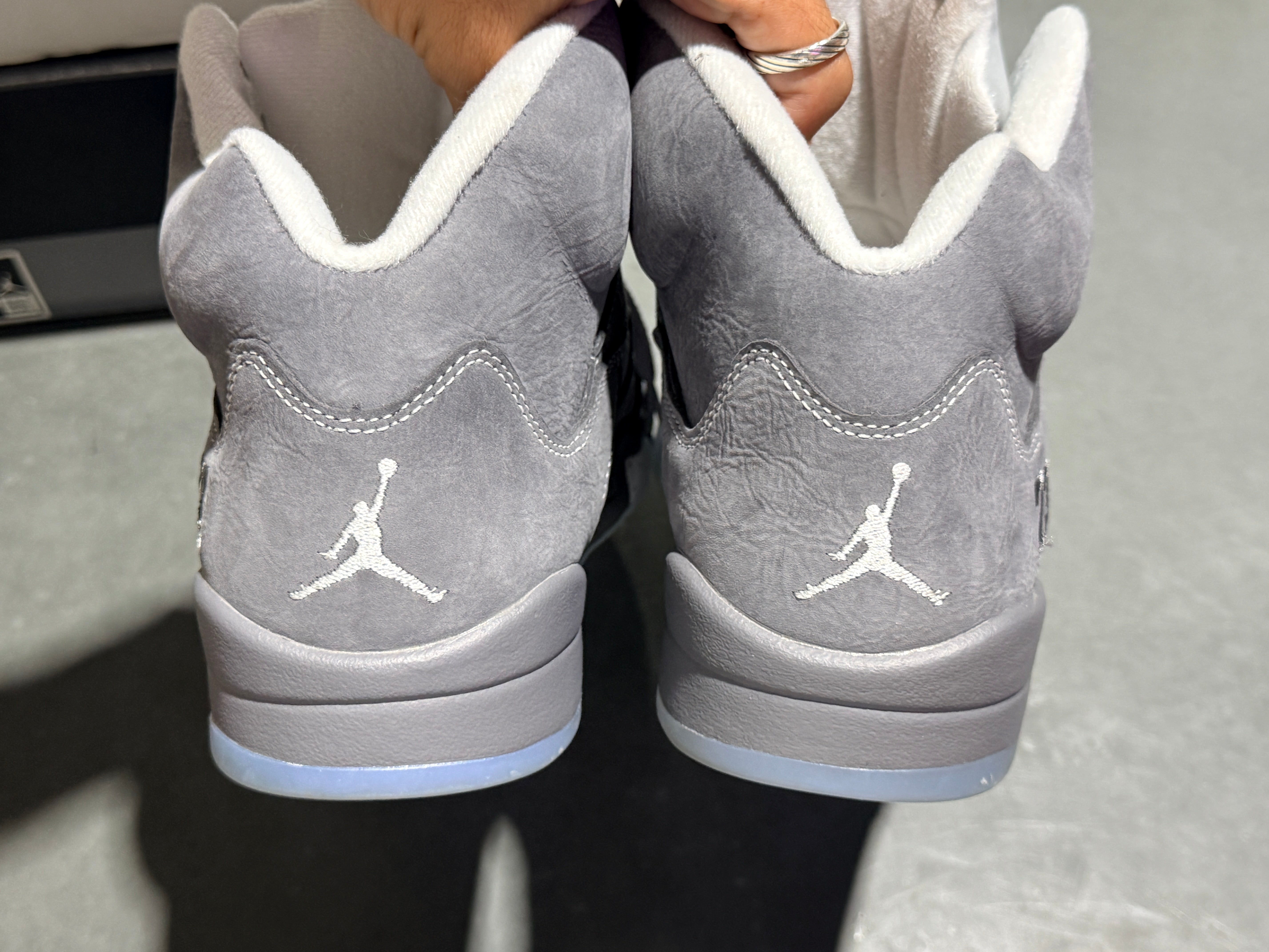 Air Jordan 5 Retro - Wolf Grey Size 10
