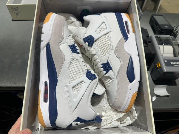 Air Jordan 4 Retro SP x Nike SB - Navy Size 10