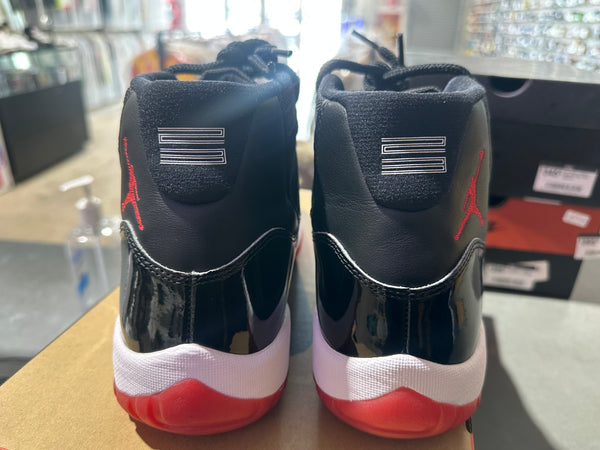 Air Jordan 11 Retro - Bred Size 10.5