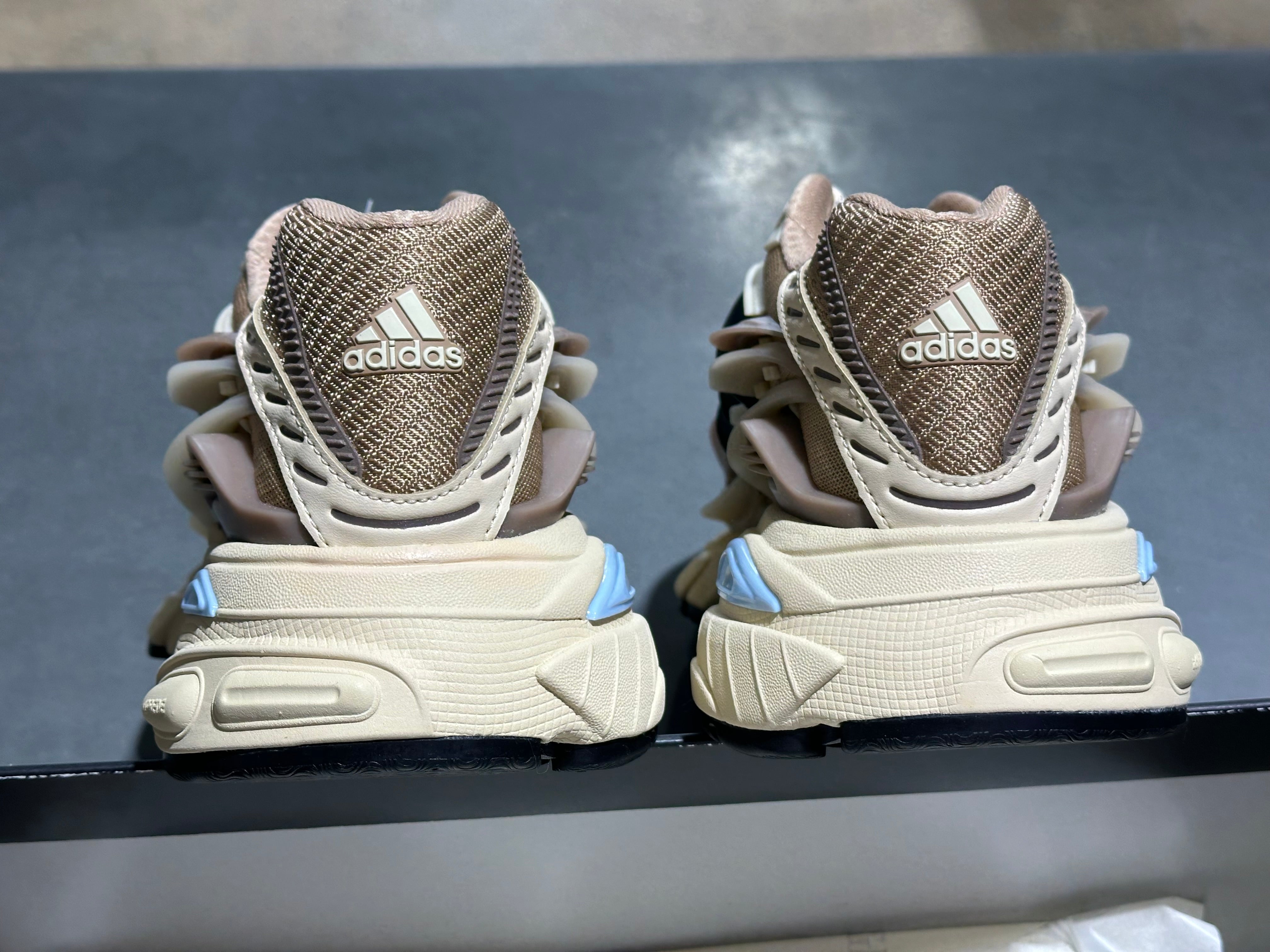 Adidas PW Adistar Jellyfish - Crystal Sand Size 9