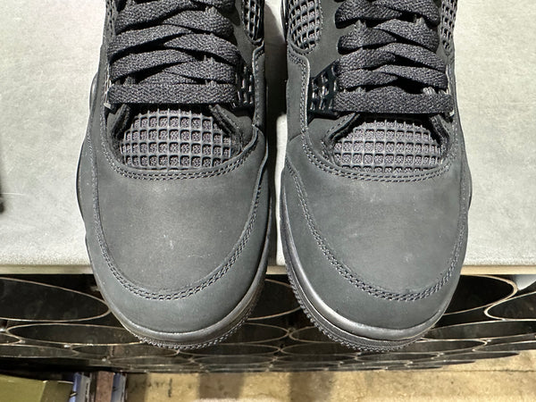 Air Jordan 4 Retro - Black Cat Size 11