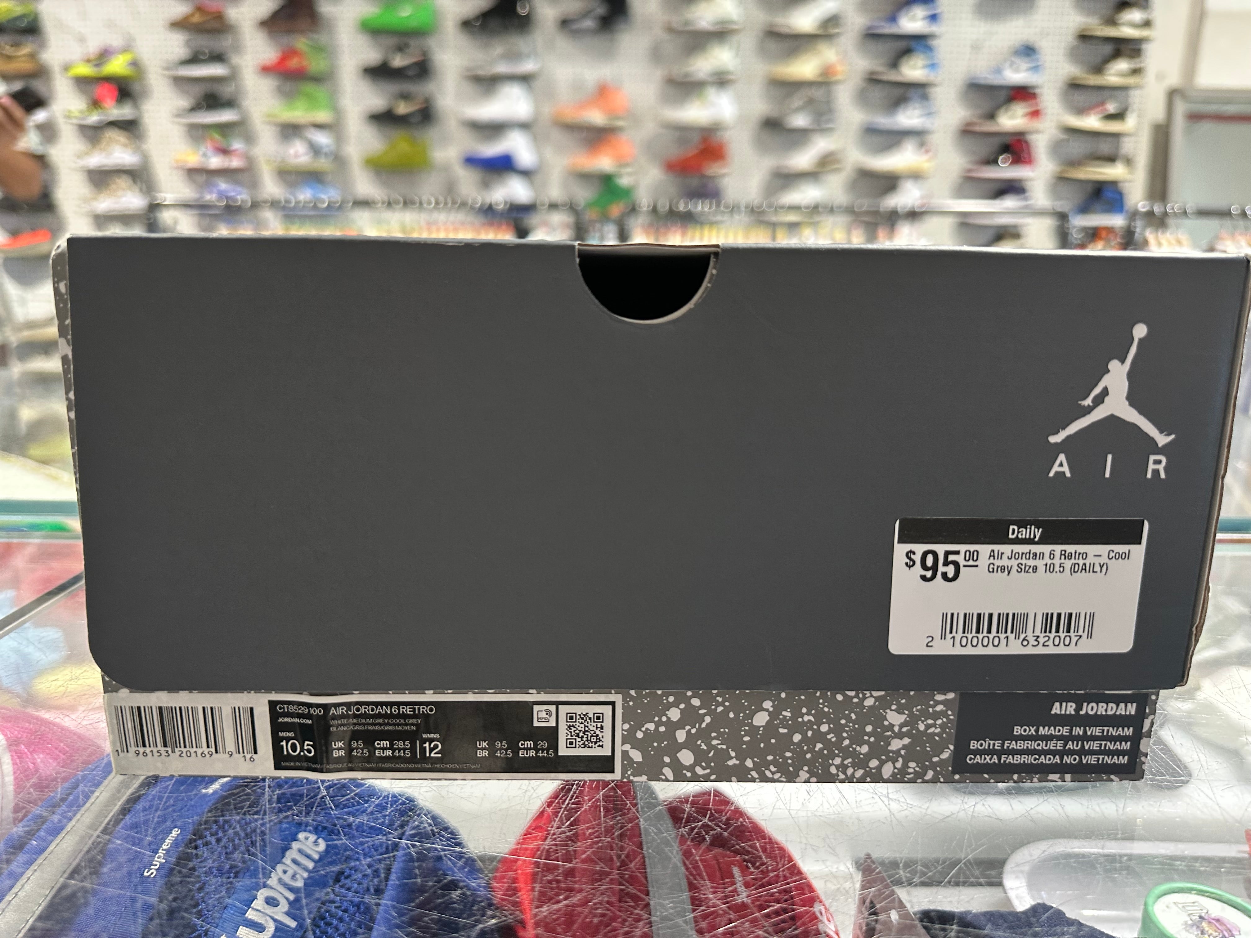 Air Jordan 6 Retro - Cool Grey Size 10.5