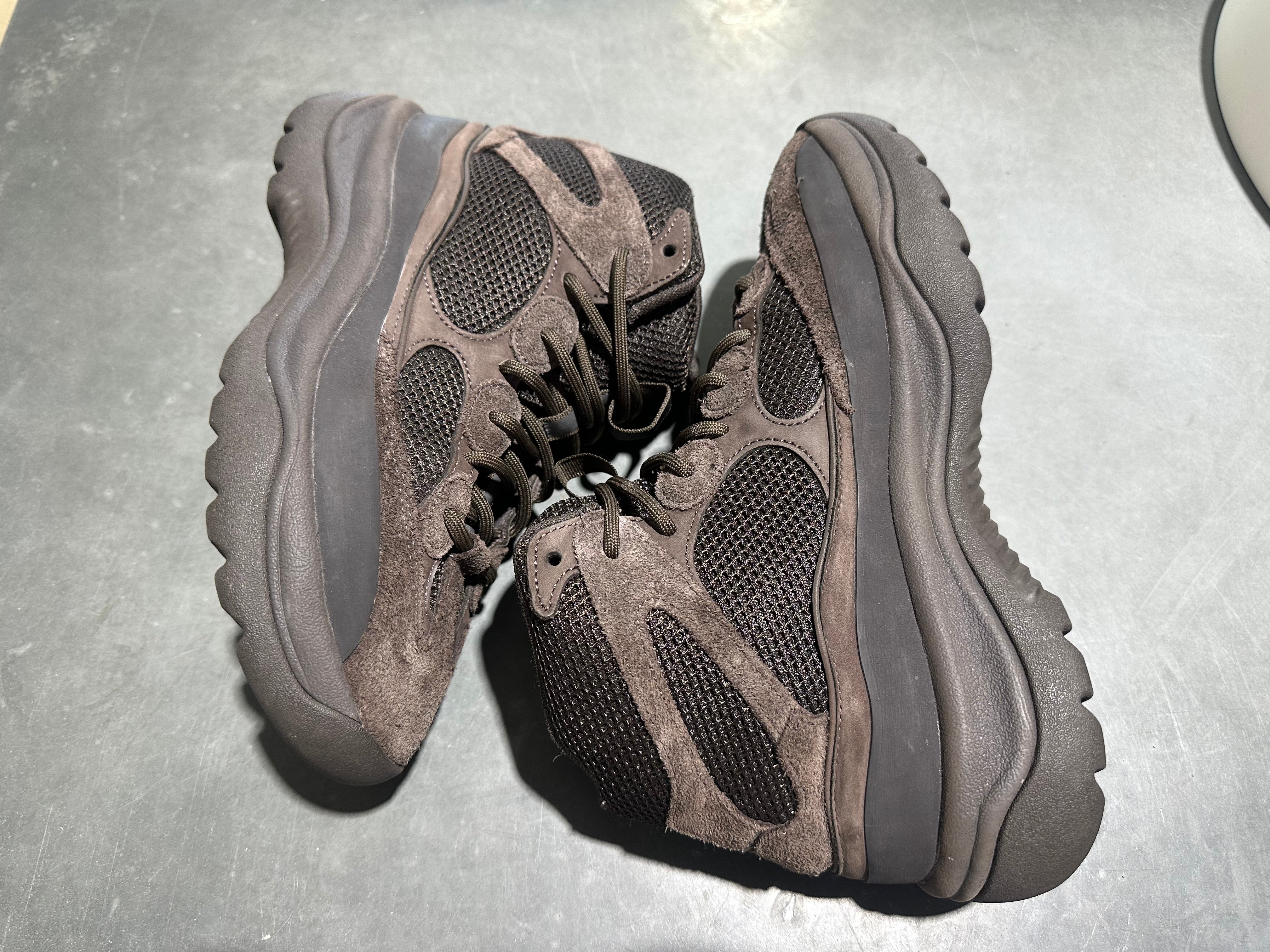 Adidas Yeezy Desert Boot - Oil Size 10