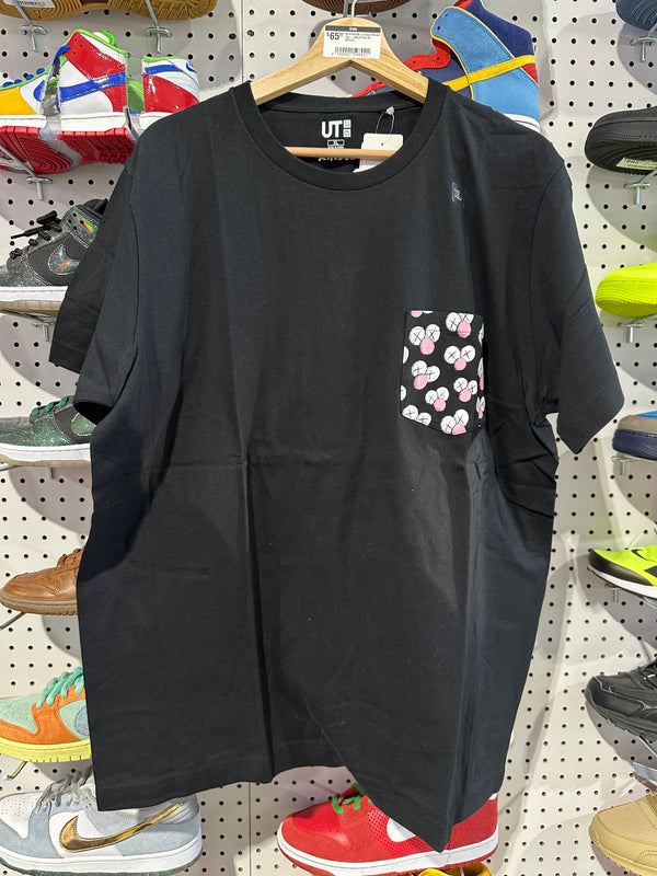 NEW KAWS x Uniqlo Pocket Tee - Black Size XL