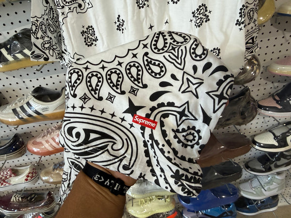 NEW Supreme X Hanes Paisley Tee - White  Size XXL