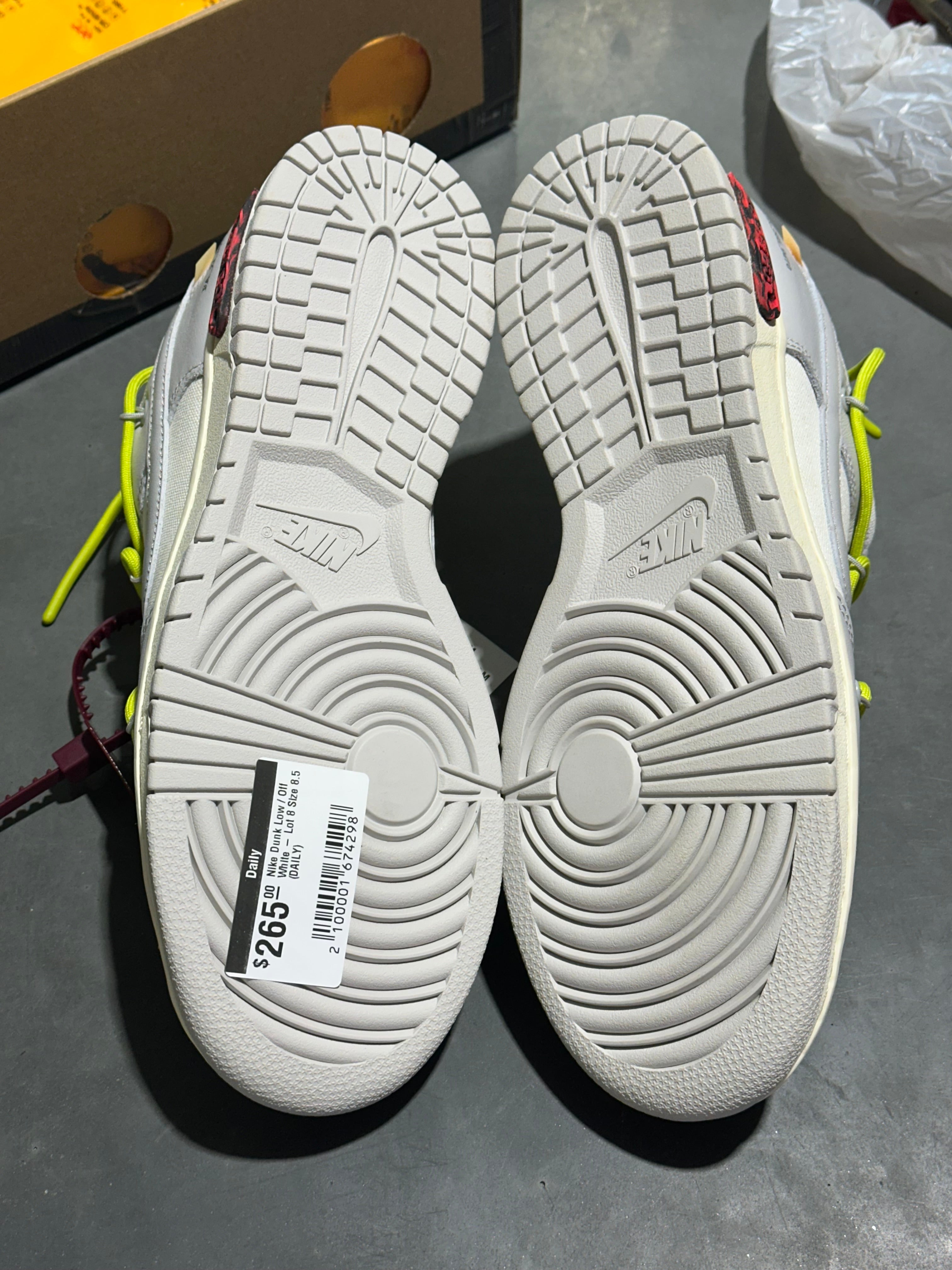 Nike Dunk Low / Off White - Lot 8 Size 8.5