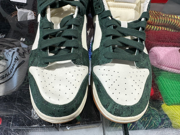 Nike Dunk Low - Green Snake Size 9W/7.5M