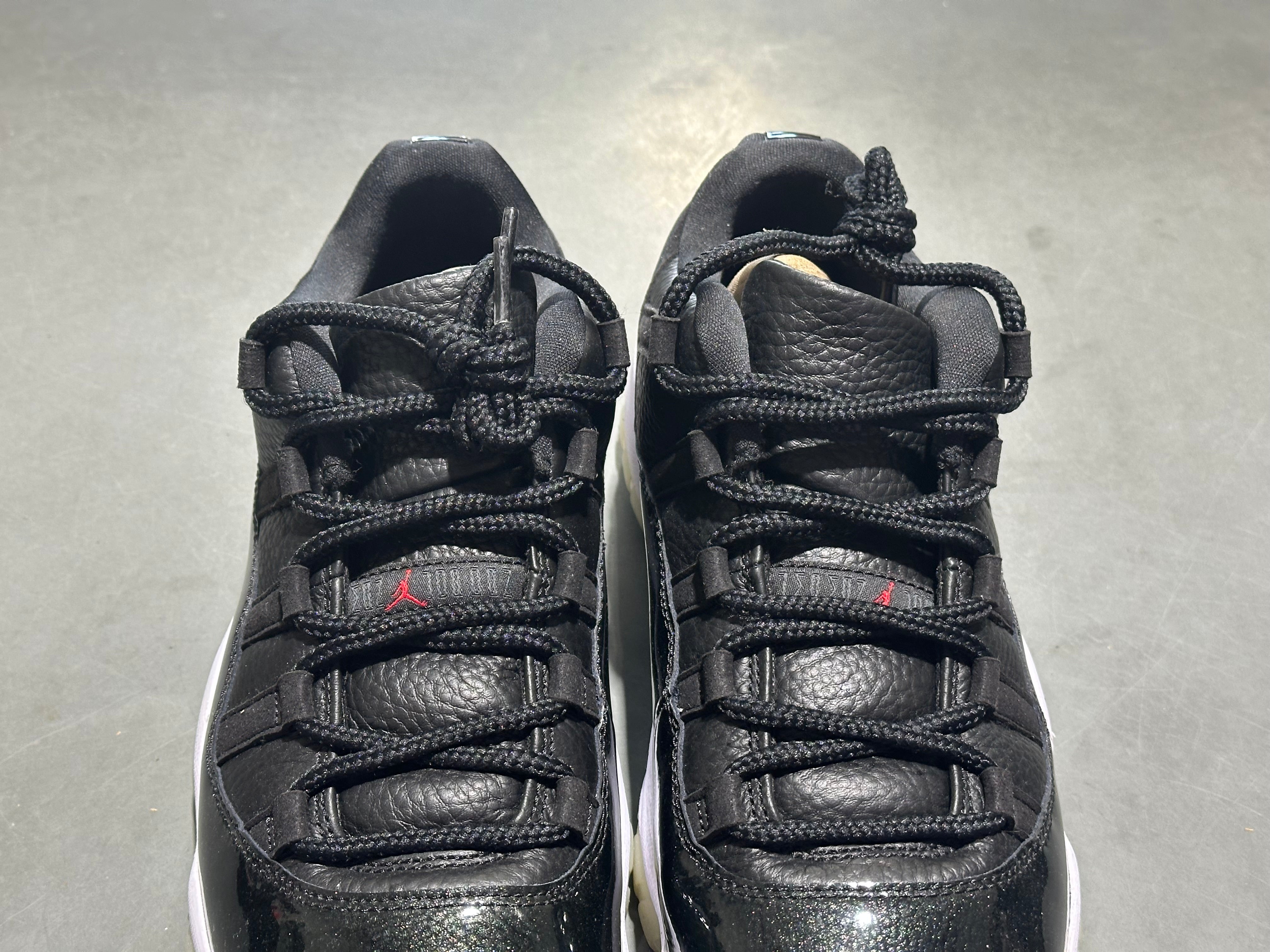 Air Jordan 11 Retro Low - 72/10 Size 9.5