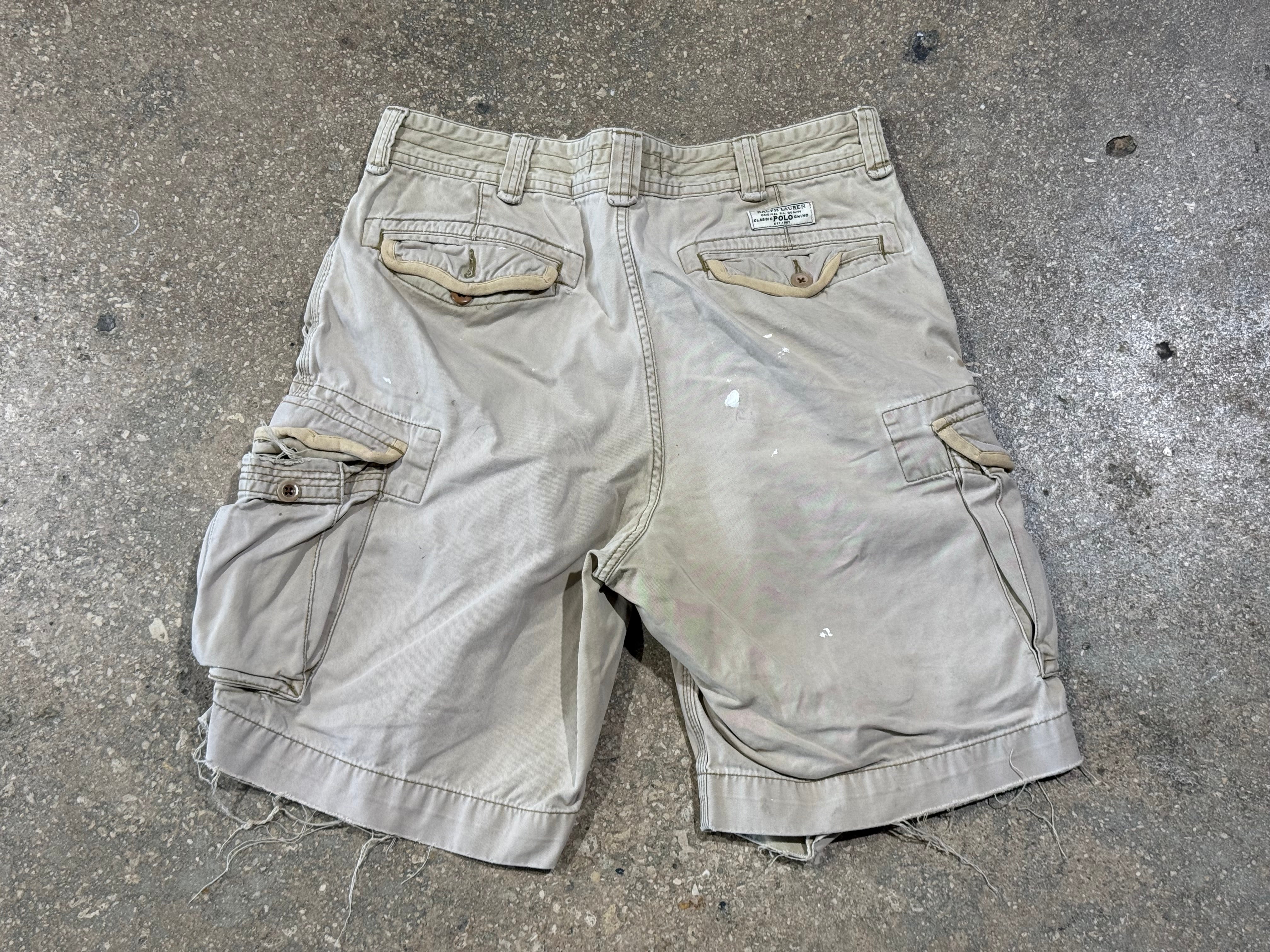 USED Distressed Polo Ralph Lauren Cargo Shorts - Khaki Size 35