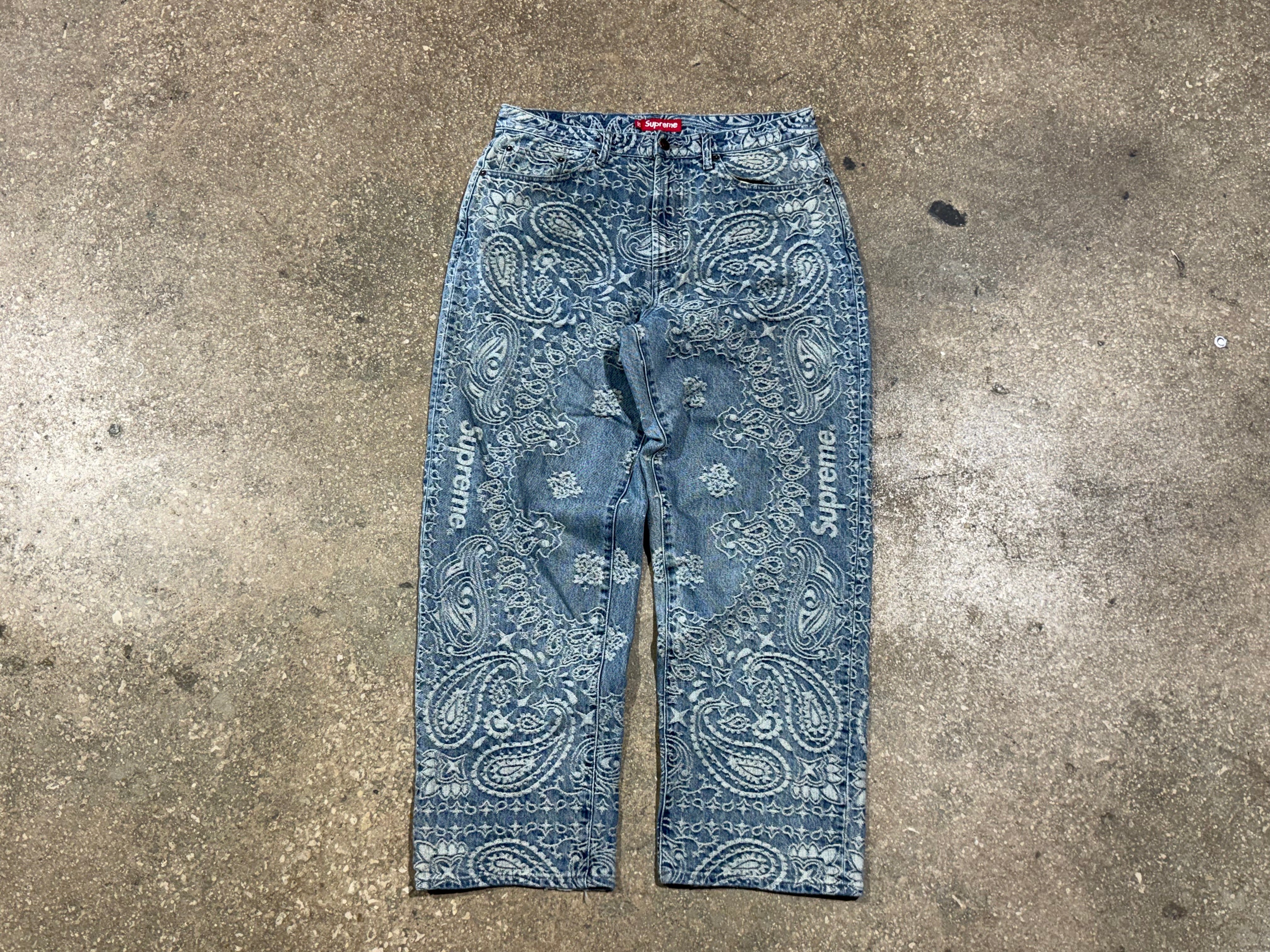 USED Supreme SS25 Bandana Jacquard Baggy Denim Jeans - Blue Size 32
