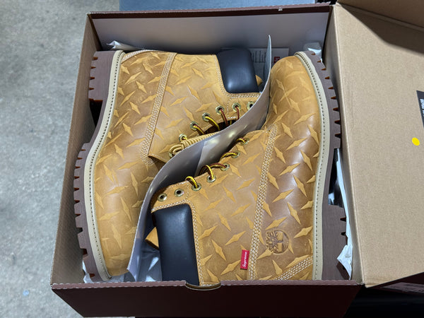 Timberland x Supreme Heritage 6" WP Boot - Wheat Size 11