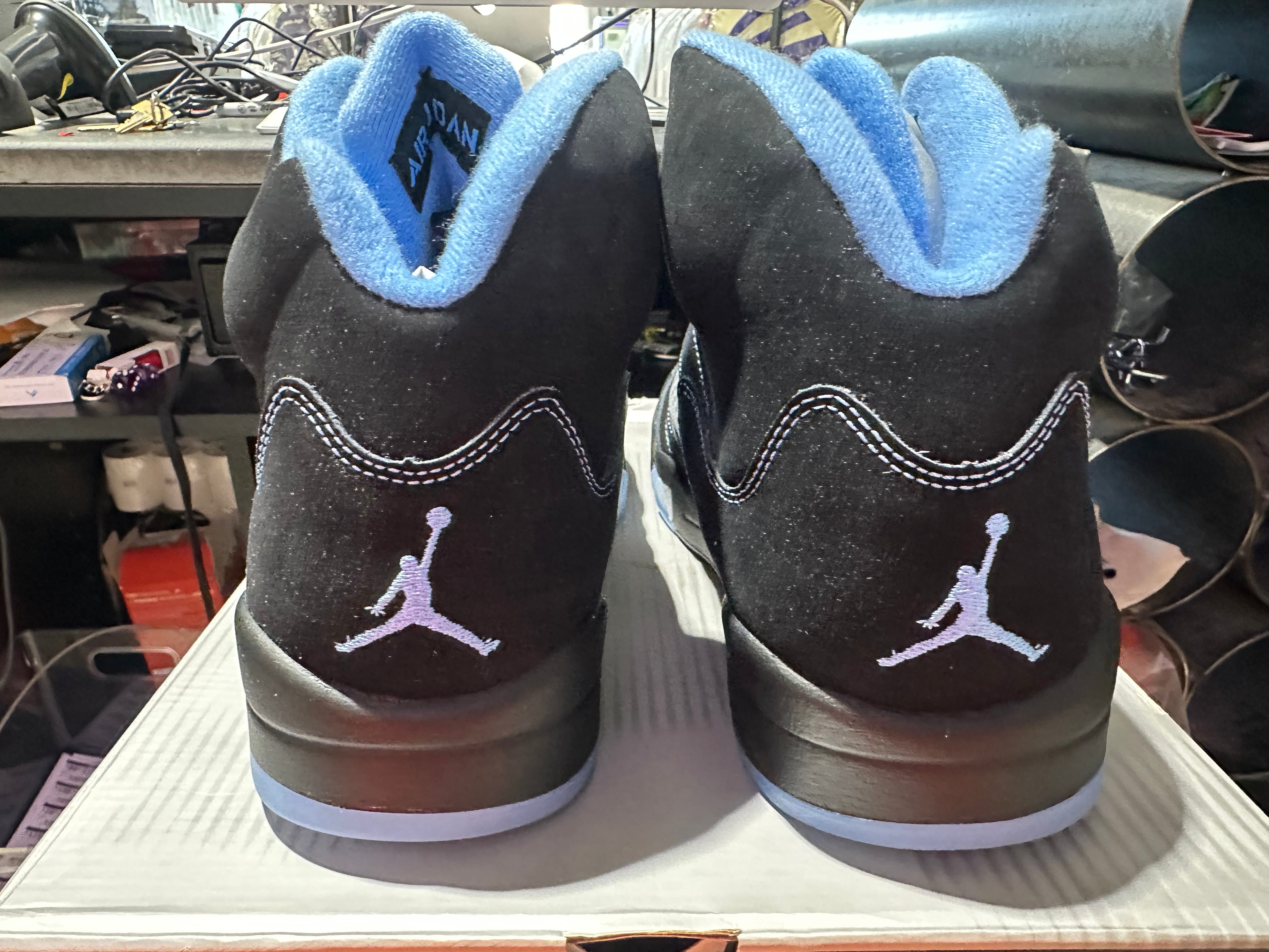 Air Jordan 5 Retro - Black University Blue Size 10.5