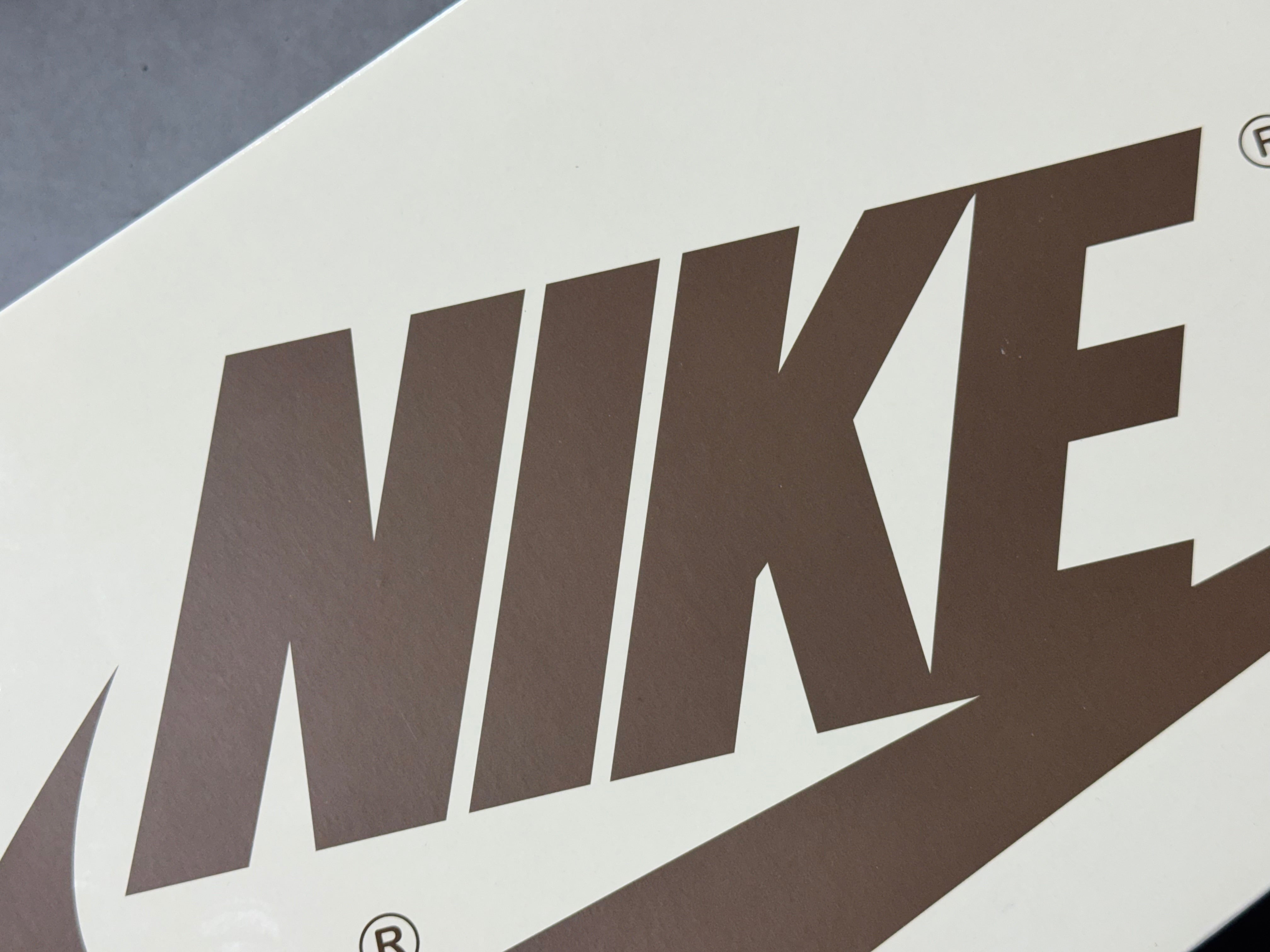 Air Jordan 1 Retro Low SP - Travis Reverse Mocha Size 10