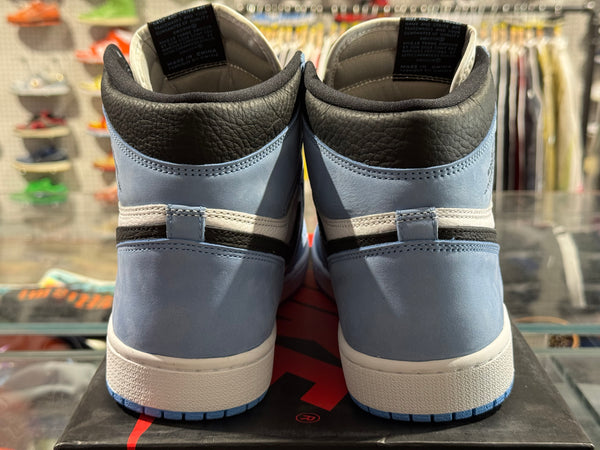 Air Jordan 1 Retro High OG - University Blue Size 8
