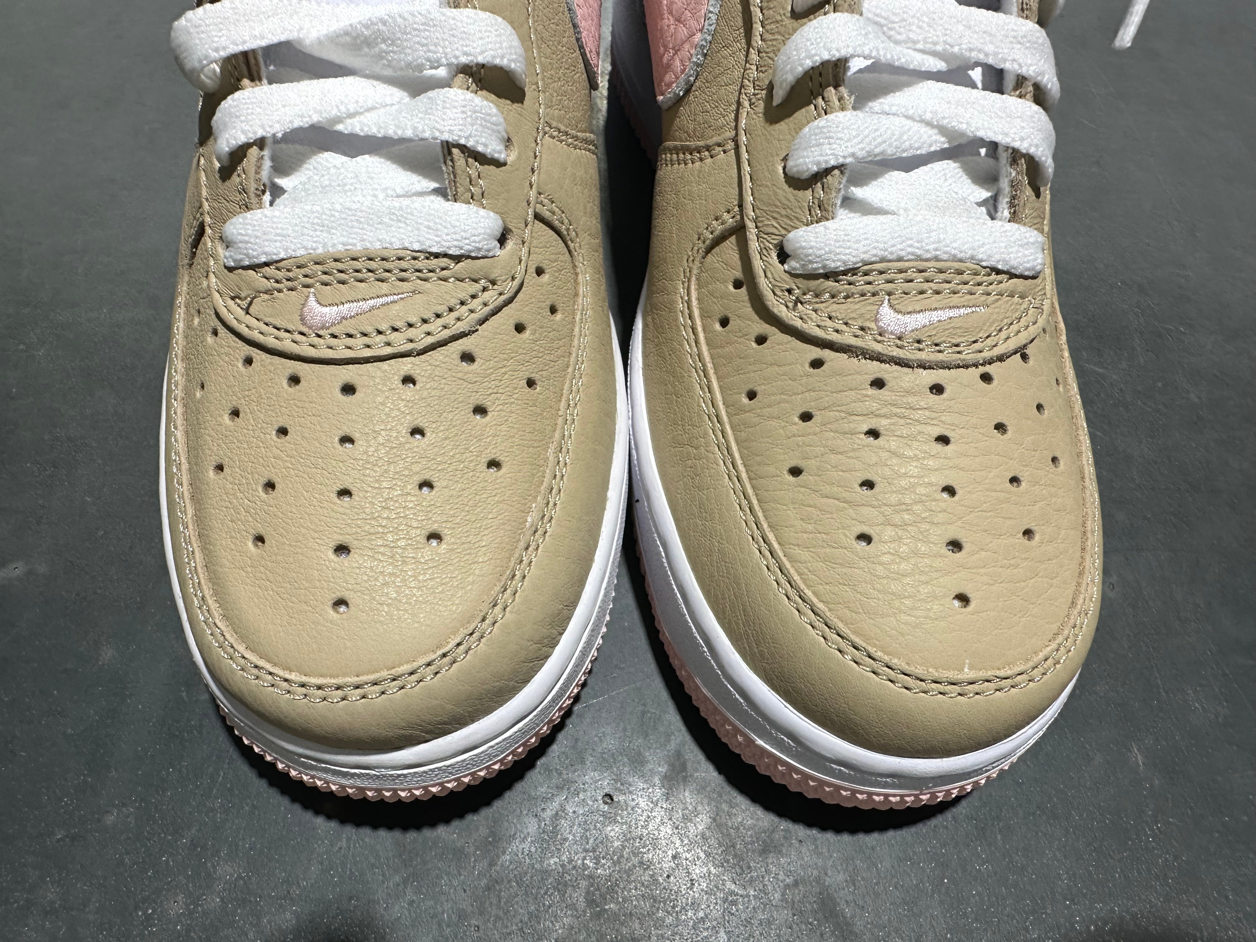 Nike Air Force 1 Low Retro - Kith/Linen Size 6