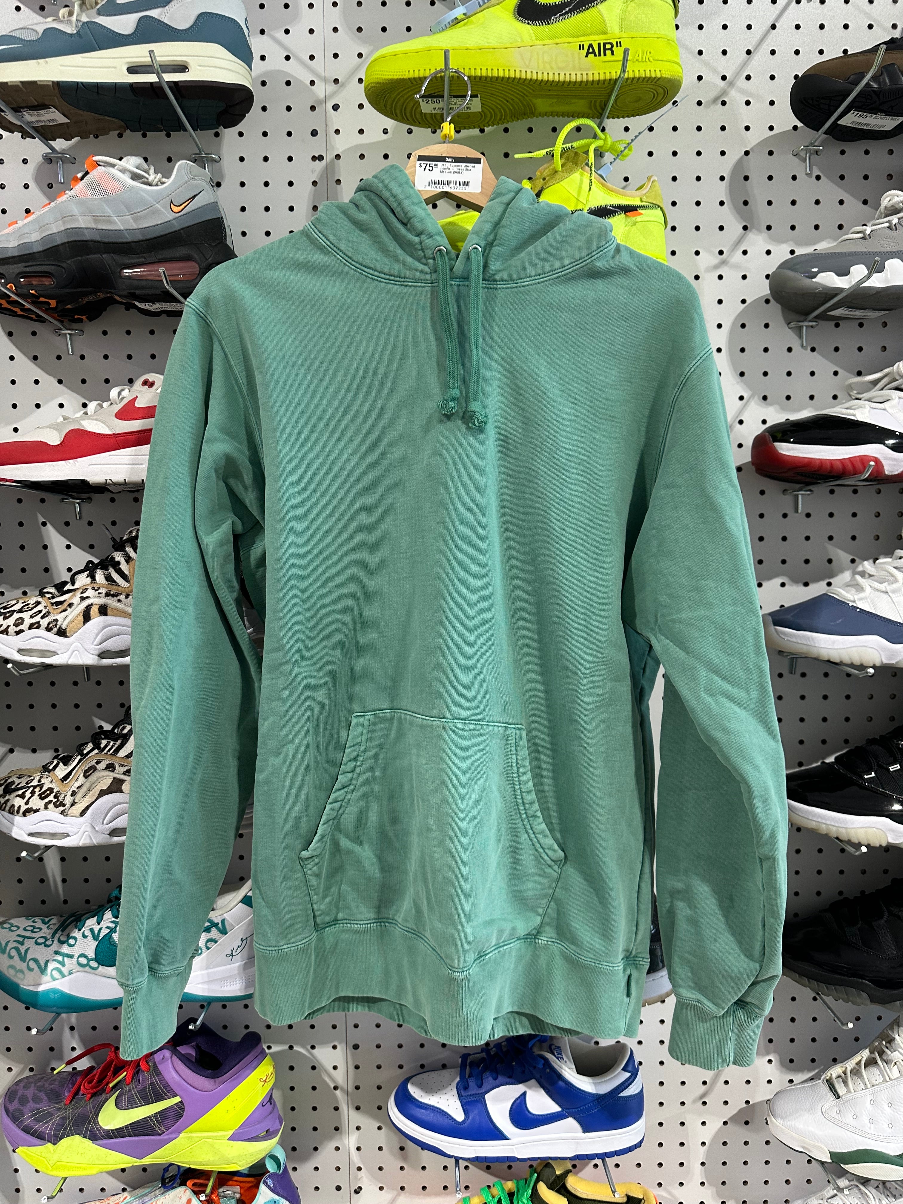 USED Supreme Washed Hoodie - Green Size Medium