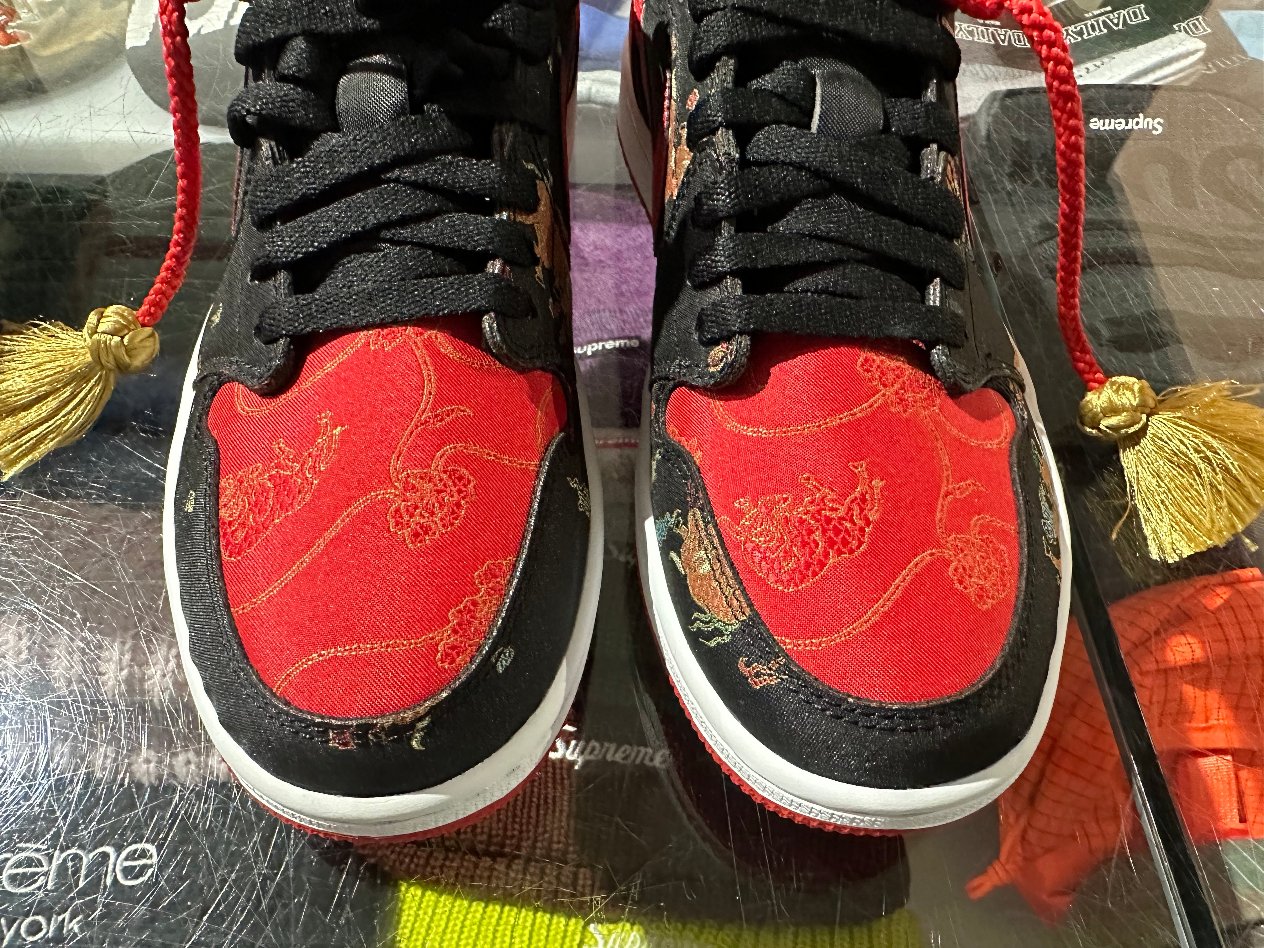 Air Jordan 1 Low OG - Chinese New Year Size 9