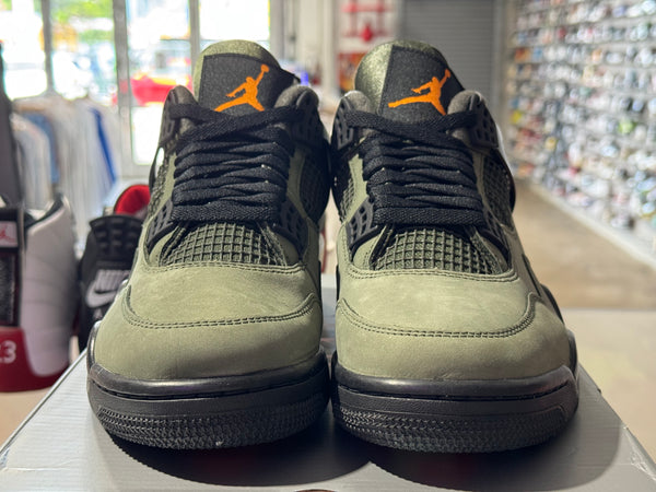 Air Jordan 4 Retro OG SP - Undefeated Size 8