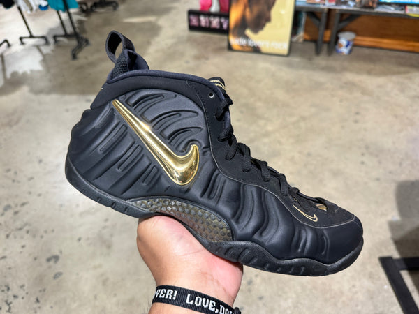 Nike Air Foamposite Pro - Black Metallic Gold Size 11