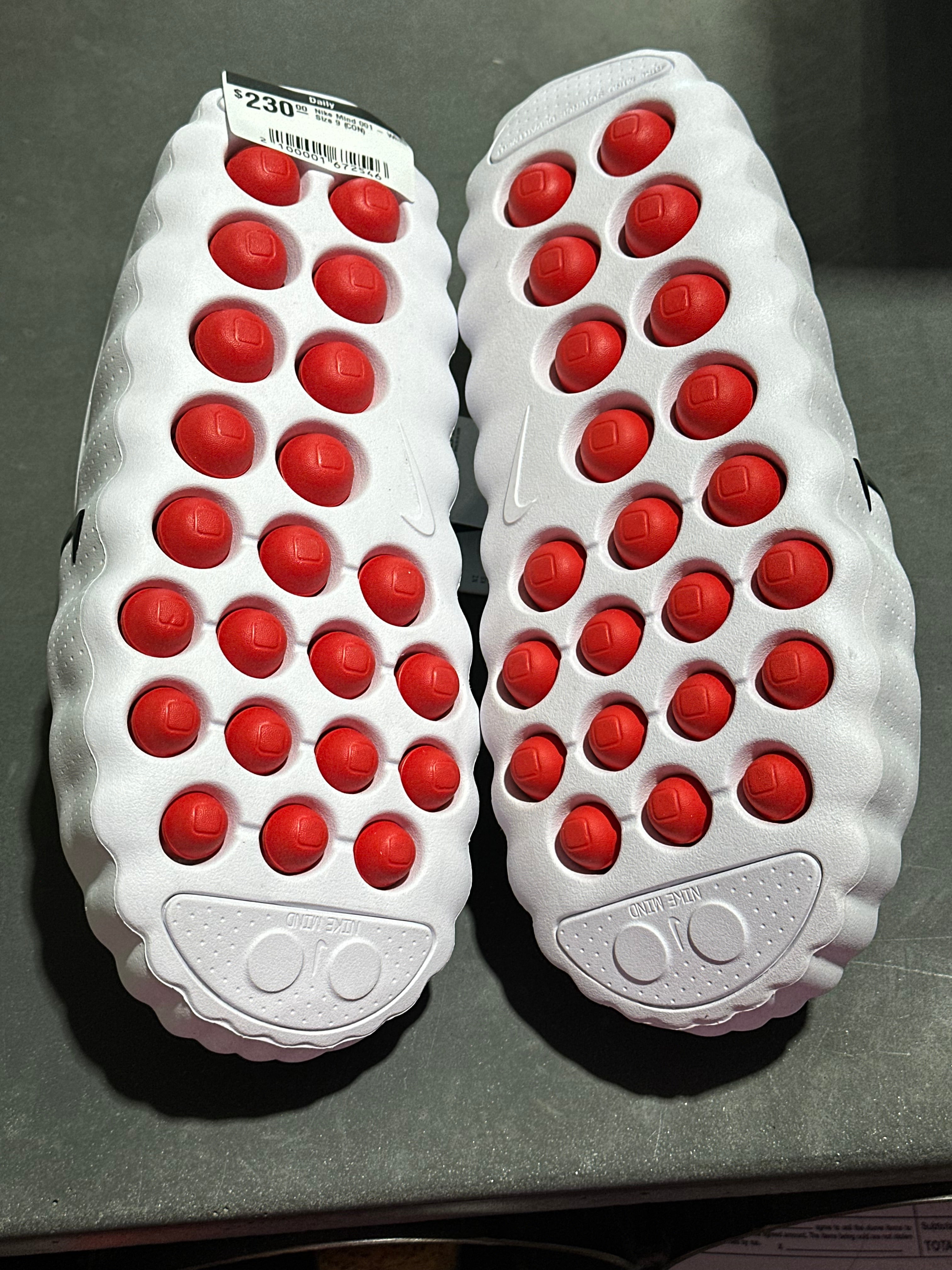 Nike Mind 001 - White Size 9