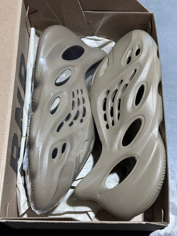 Adidas Yeezy Foam RNNR - Stone Taupe Size 9