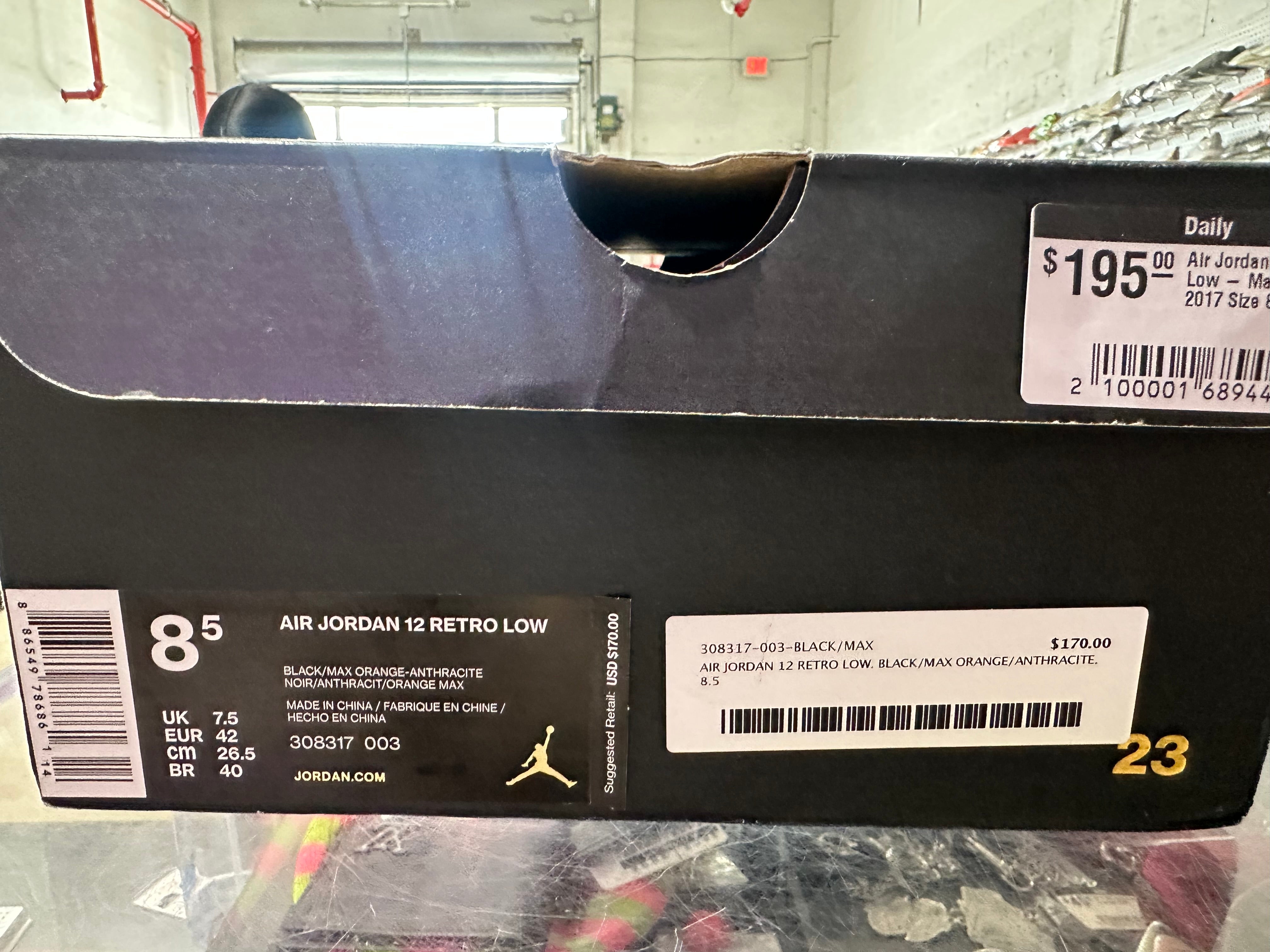 Air Jordan 12 Retro Low - Max Orange 2017 Size 8.5