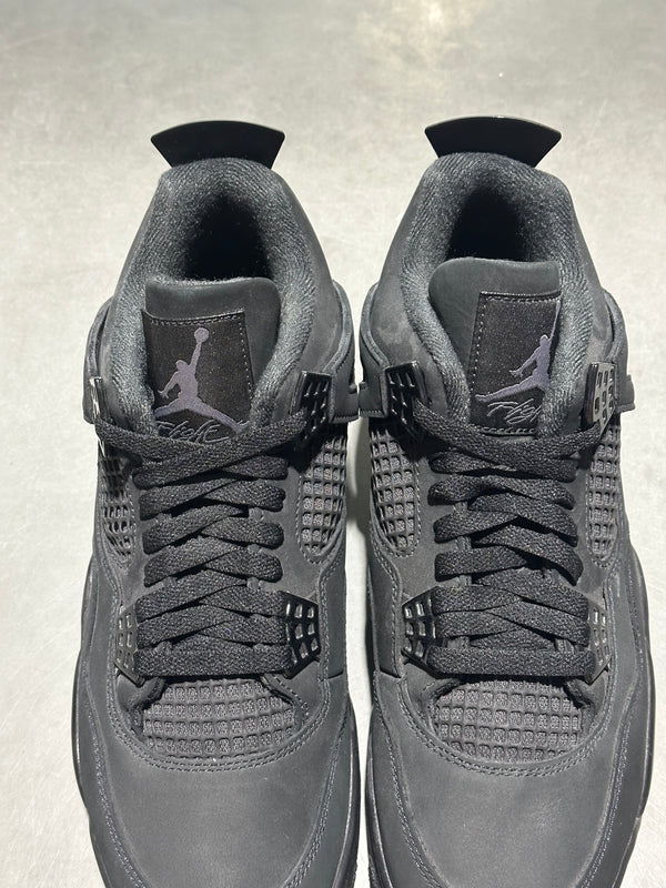Air Jordan 4 Retro - Black Cat Size 9