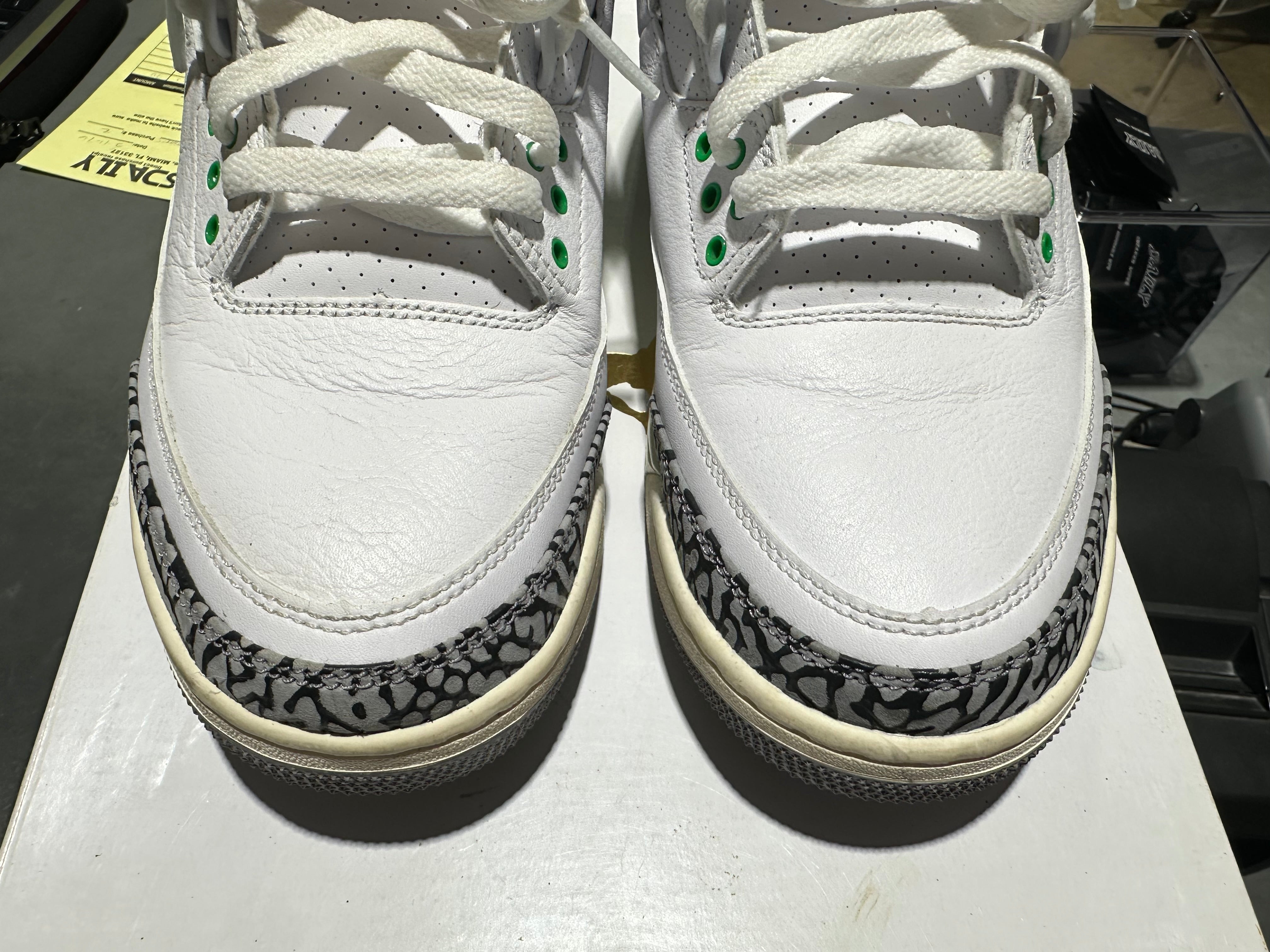 Air Jordan 3 Retro - Lucky Green Size 11W/9.5M