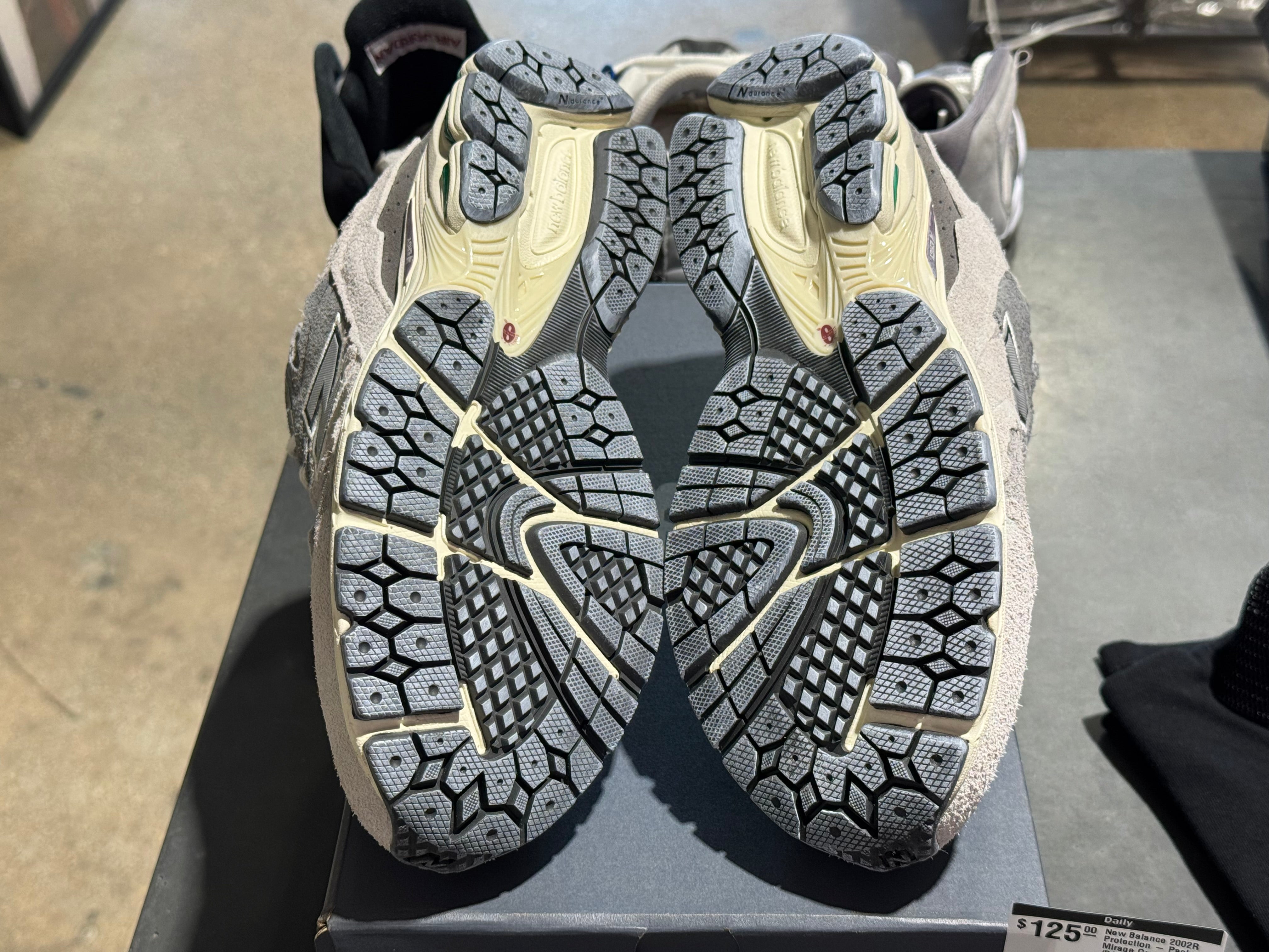 New Balance 2002R Protection - Pack Mirage Grey Size 9