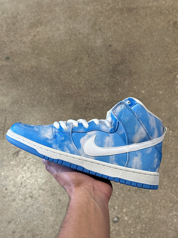 Nike SB Dunk - Cloud Sample Size 9