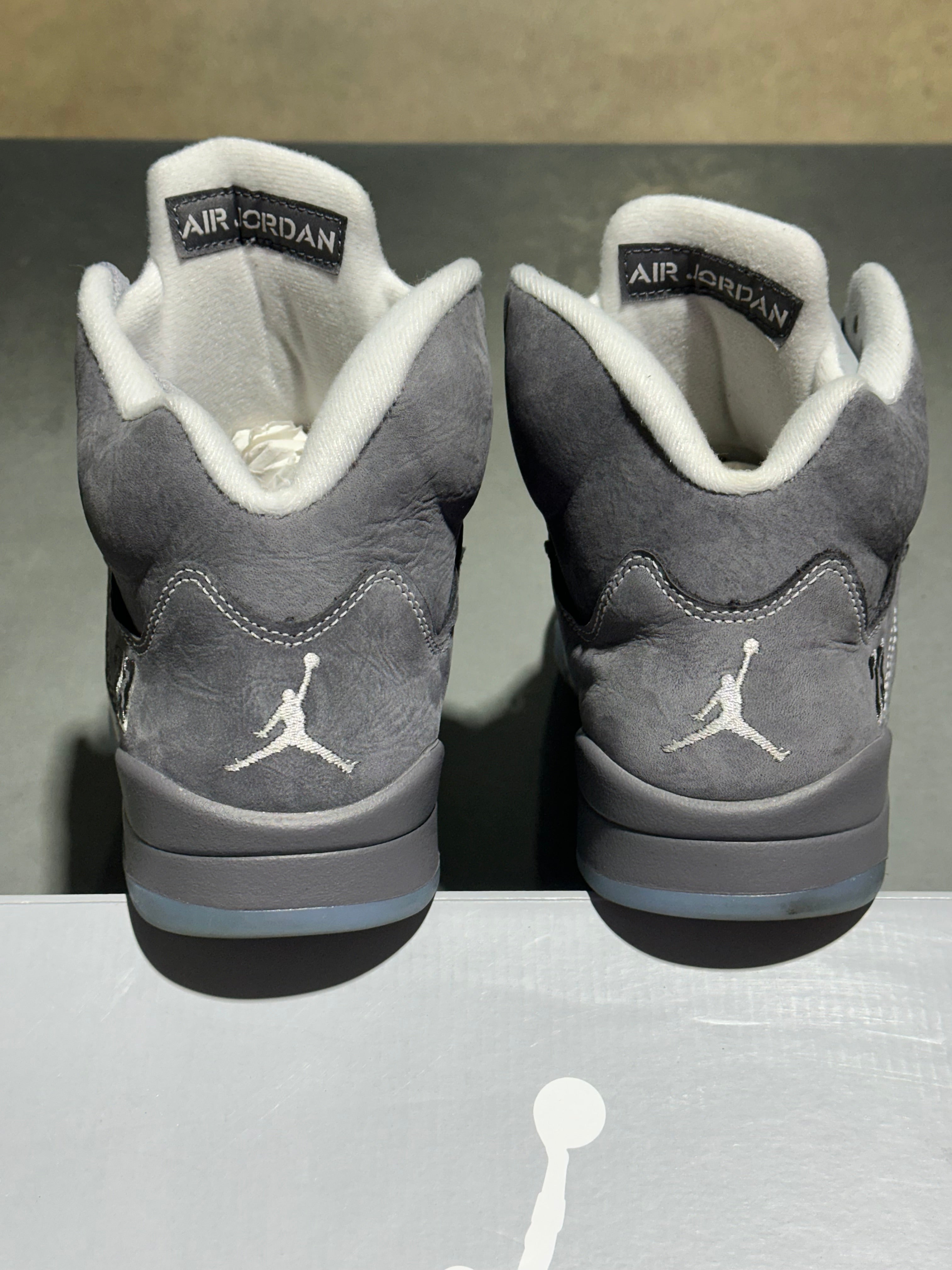 Air Jordan 5 Retro - Wolf Grey Size 8.5