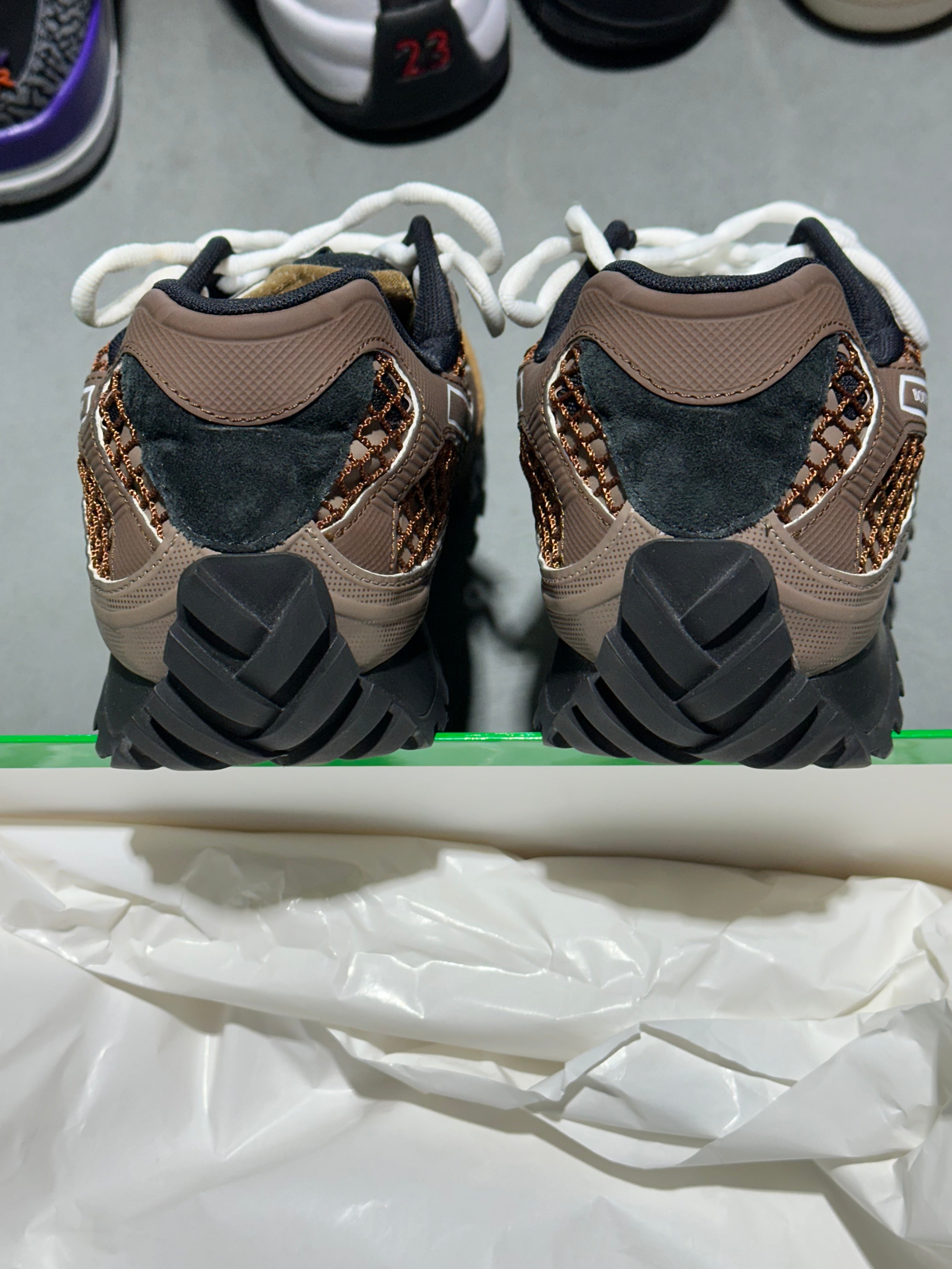 Bottega Veneta Orbit Star Anise Shoe - Pinecone Size 12