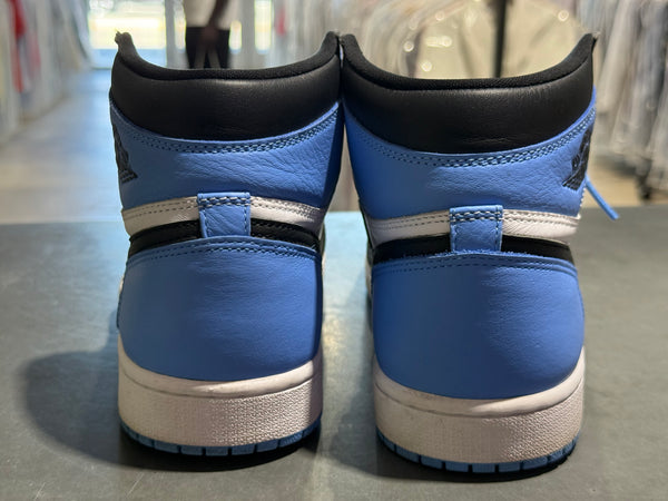 Air Jordan 1 Retro High OG - UNC Toe Size 9.5