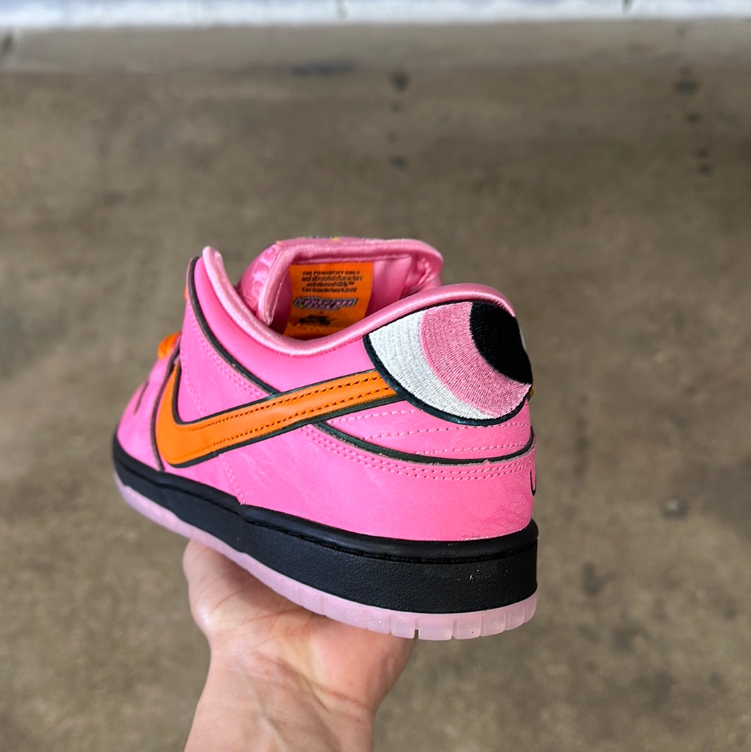 Nike SB Dunk Low - The Powerpuff Girls / Blossom Size 10