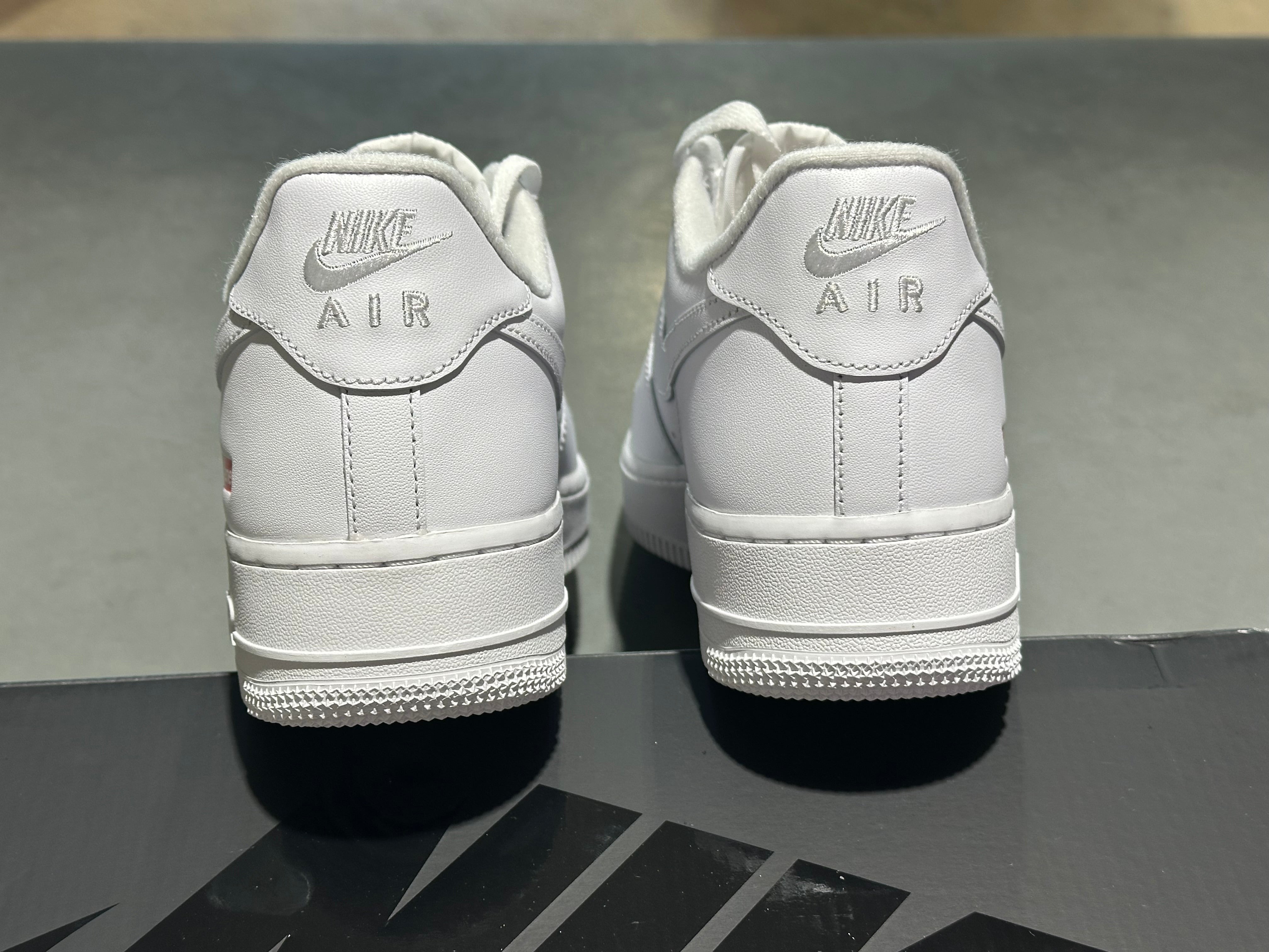 Nike Air Force 1 Low Supreme - White Size 10