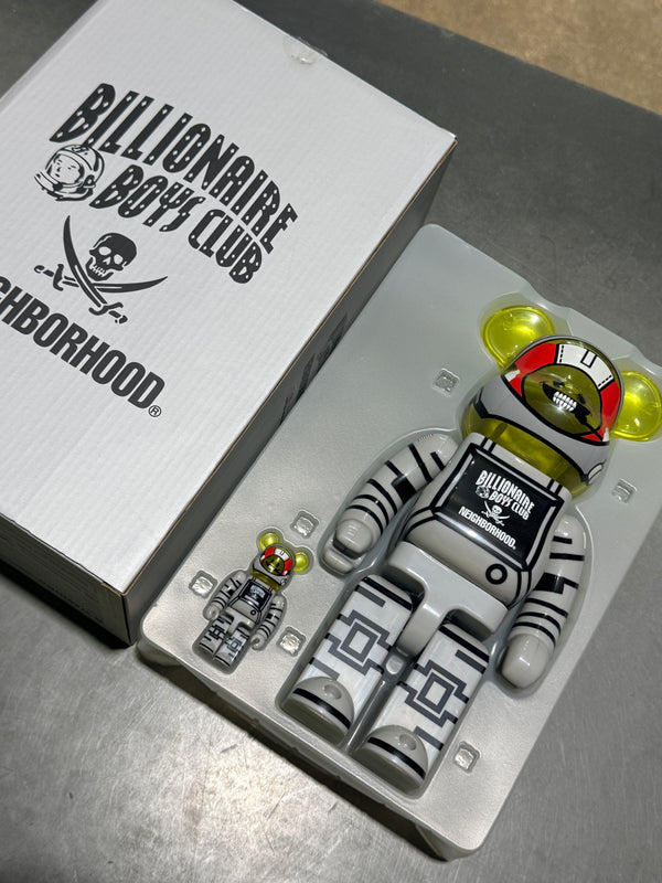 DISPLAYED Medicom x BBC x NBHD 400%+100% Bearbrick Set
